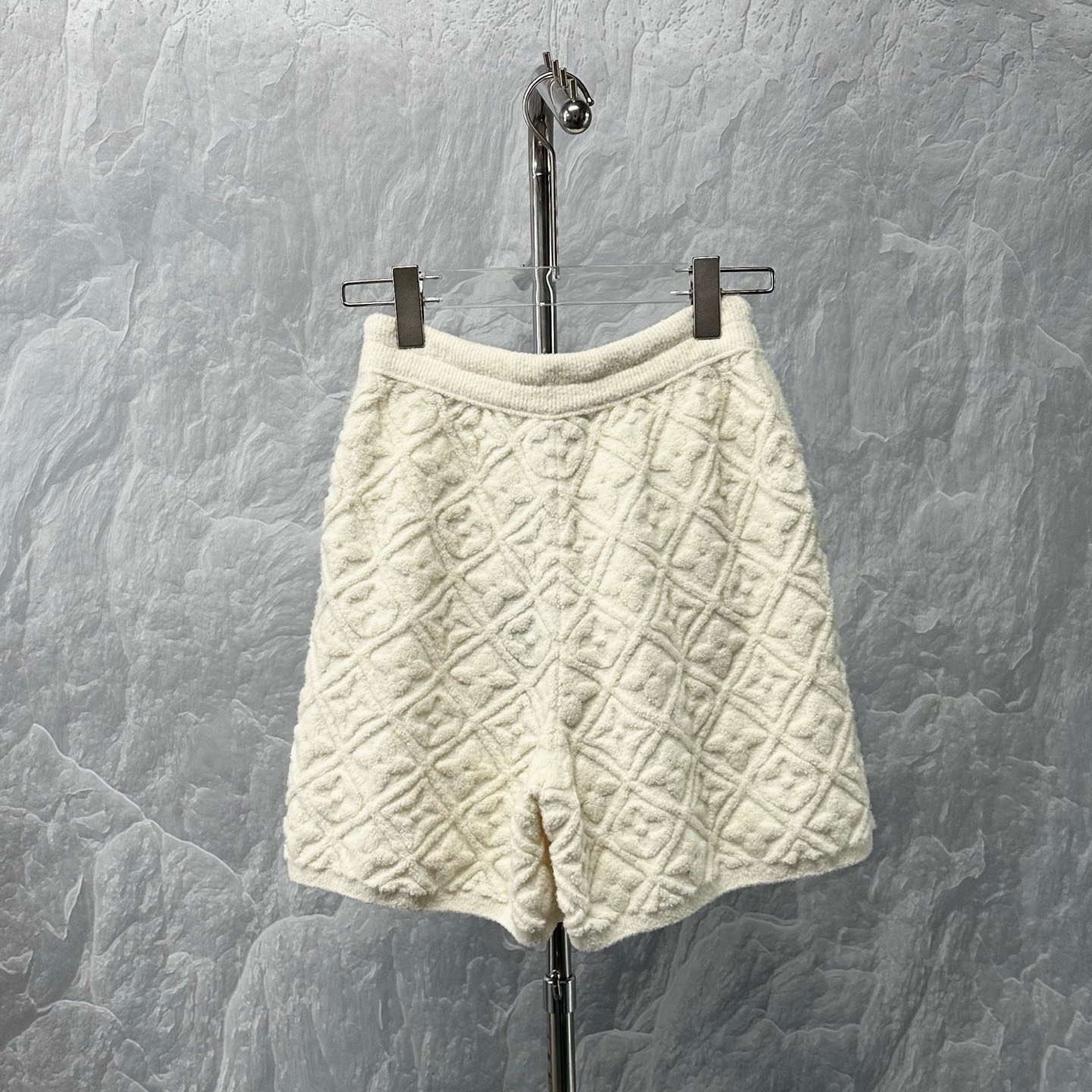 Louis Vuitton Embossed Knit Shorts FW24 — back