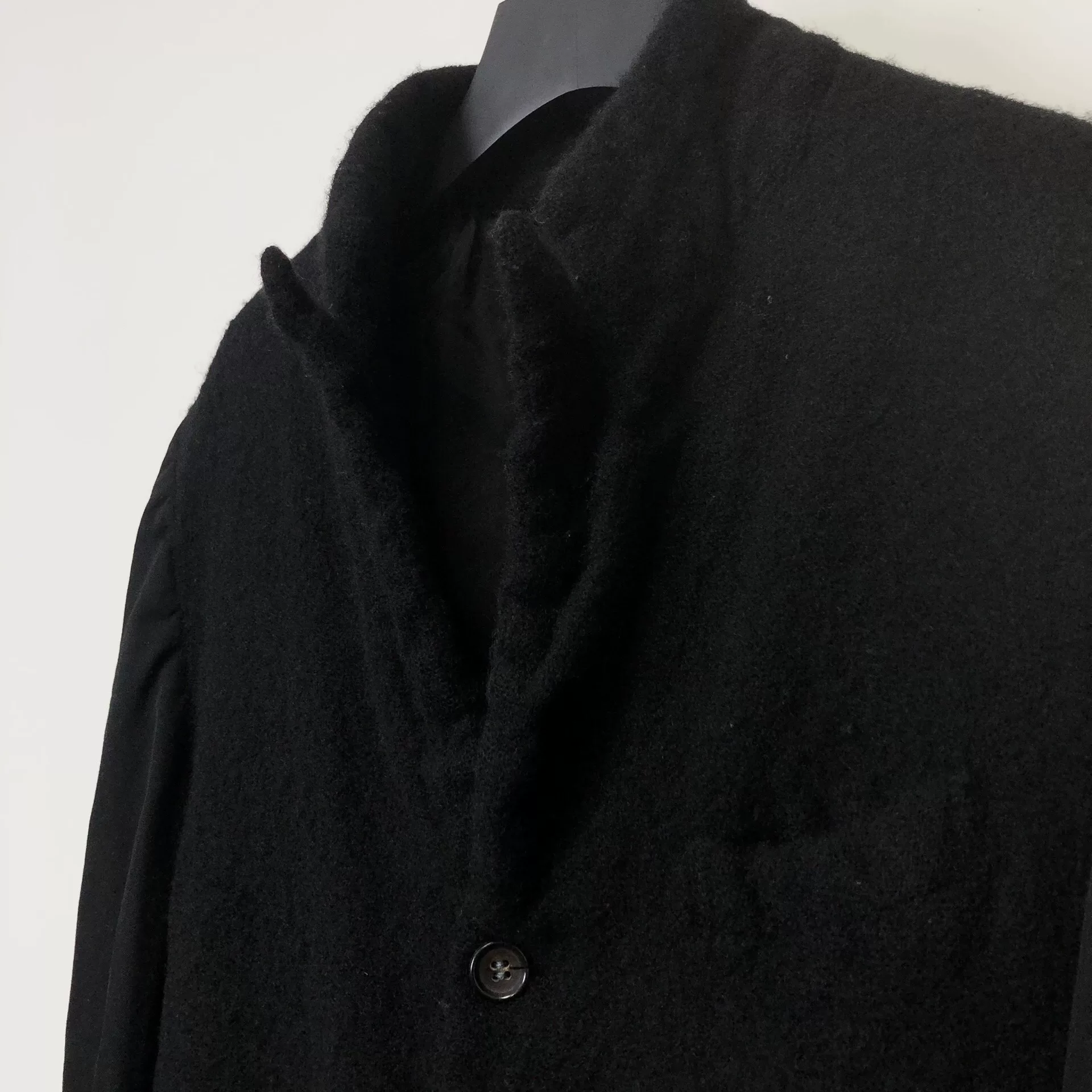 Comme des Garçons 1994 AW Show Coat — detail