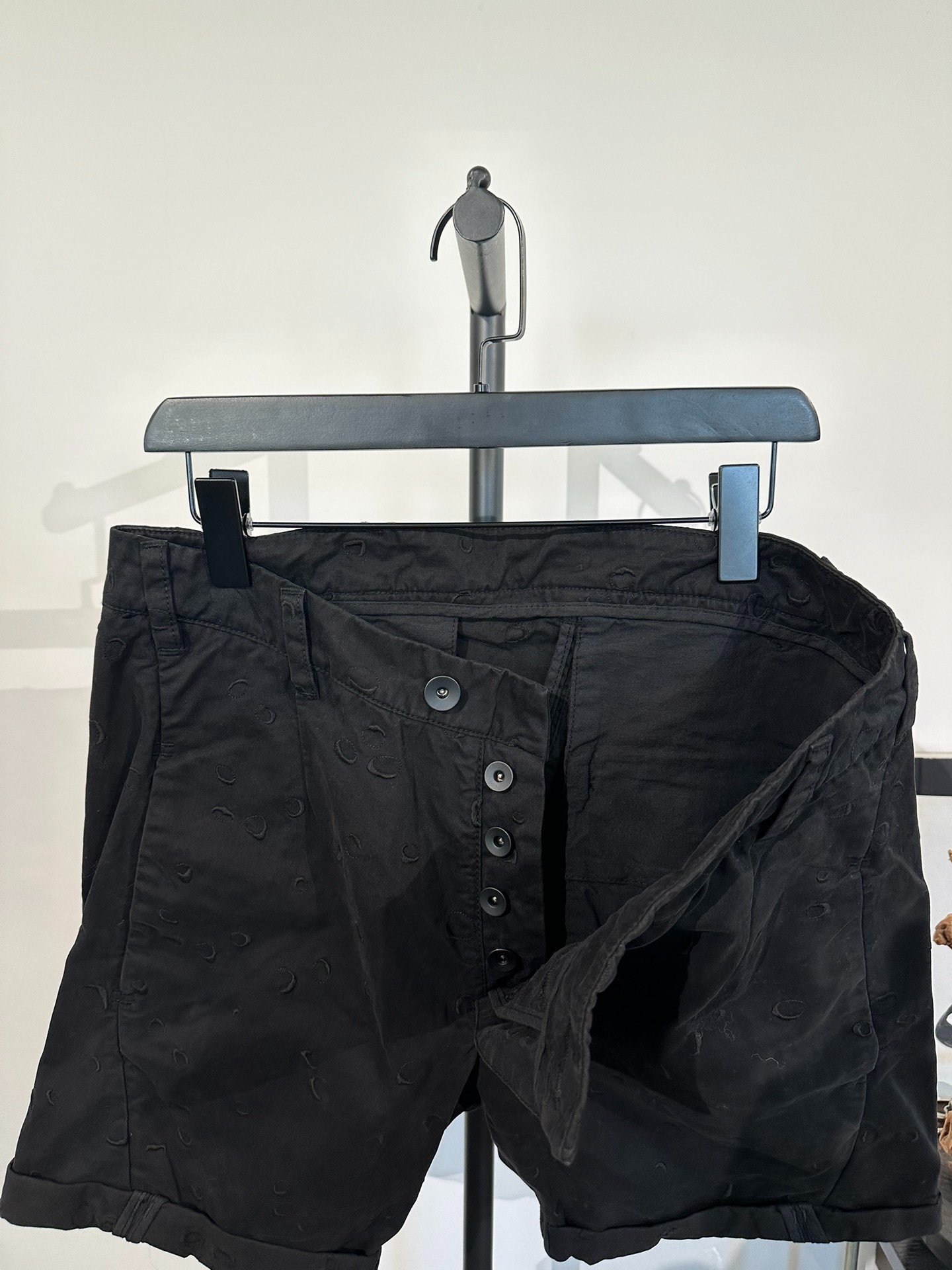 Boris Bidjan Saberi 11by bbs P5 Embroidered Shorts — detail