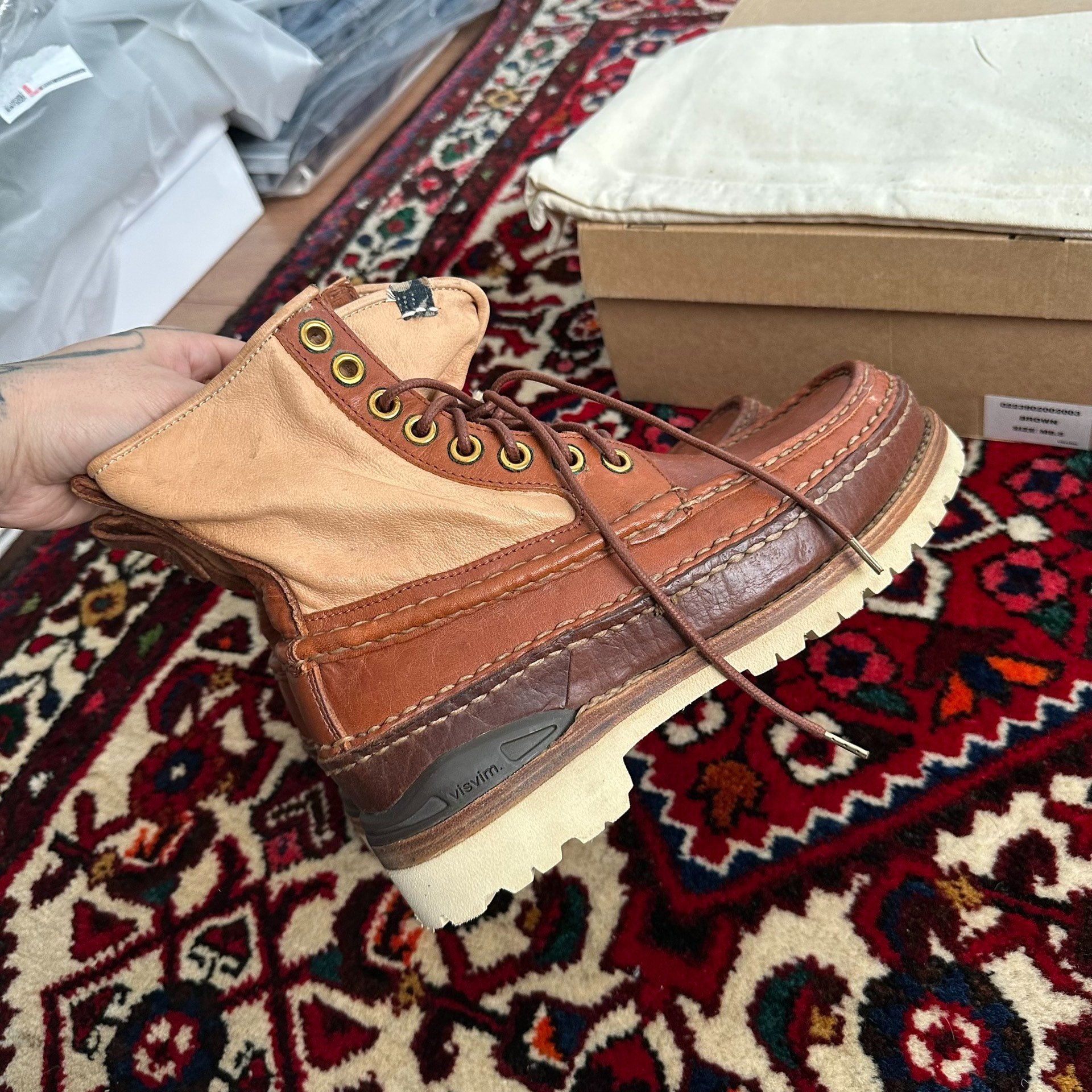 VISVIM 23AW ICT GRIZZLY BOOTS — detail