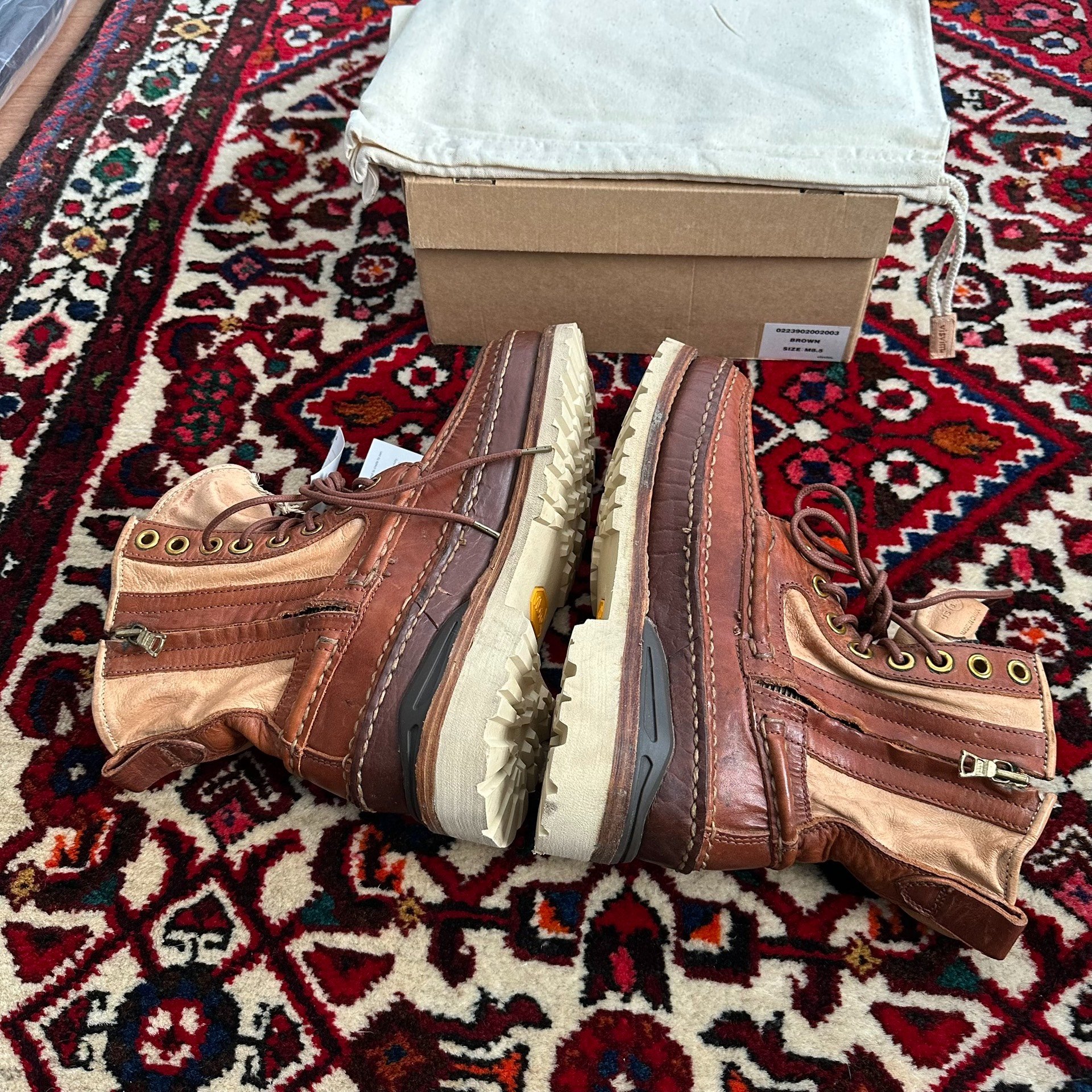 VISVIM 23AW ICT GRIZZLY BOOTS — back