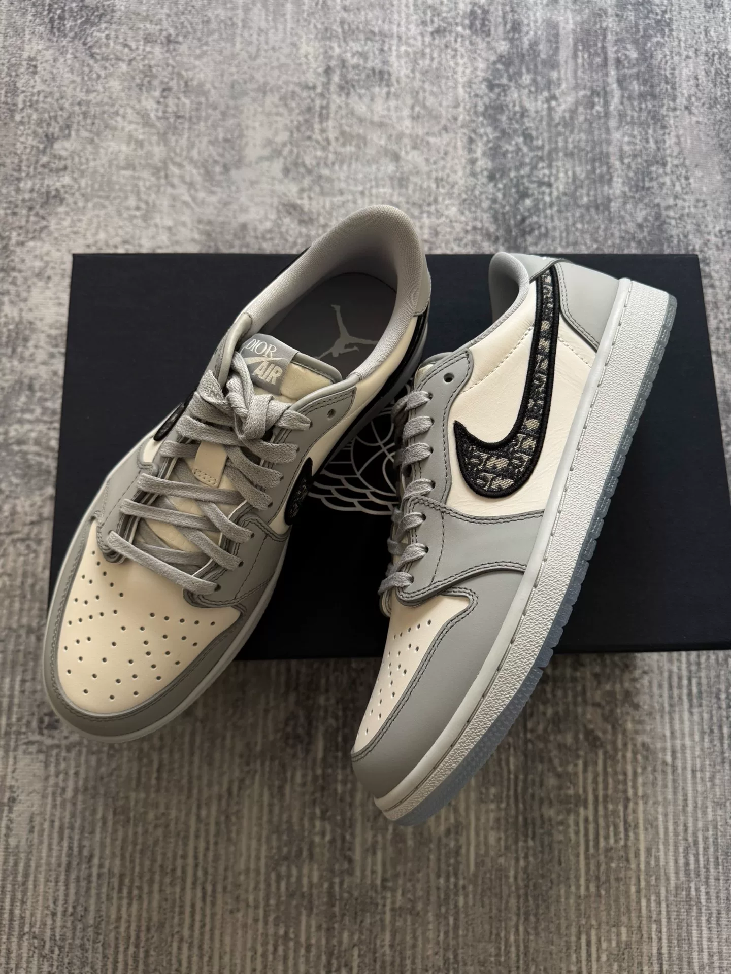 DIOR x Jordan Air Jordan 1 Retro