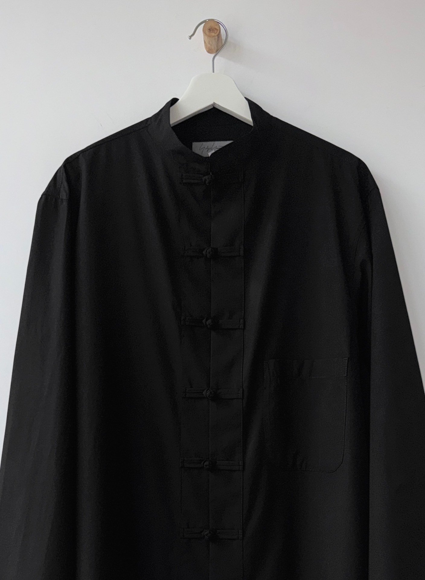 Yohji Yamamoto 25SS Frog Button Shirt — detail