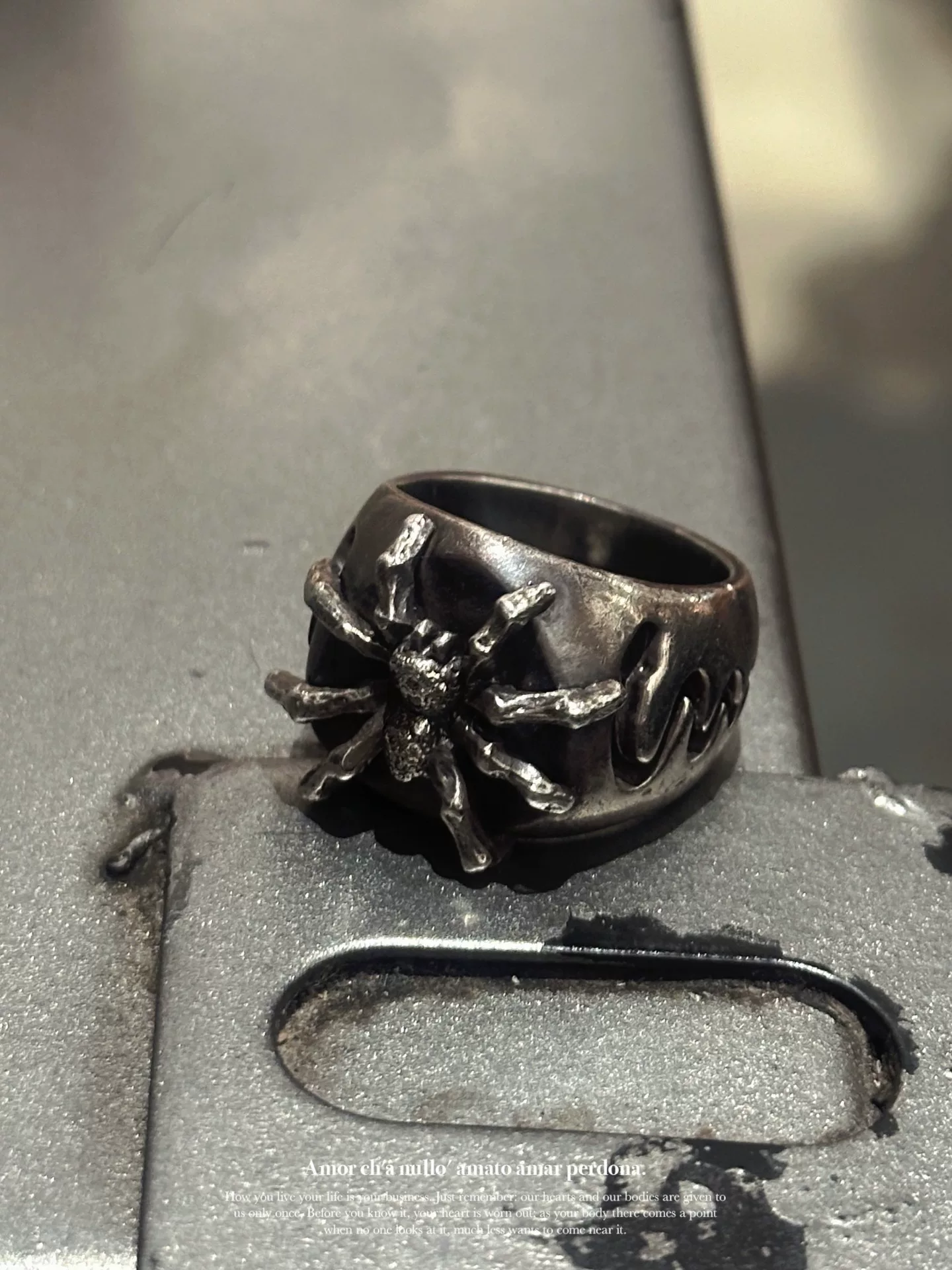 Yohji Yamamoto 2007 Wolf Spider Ring — detail