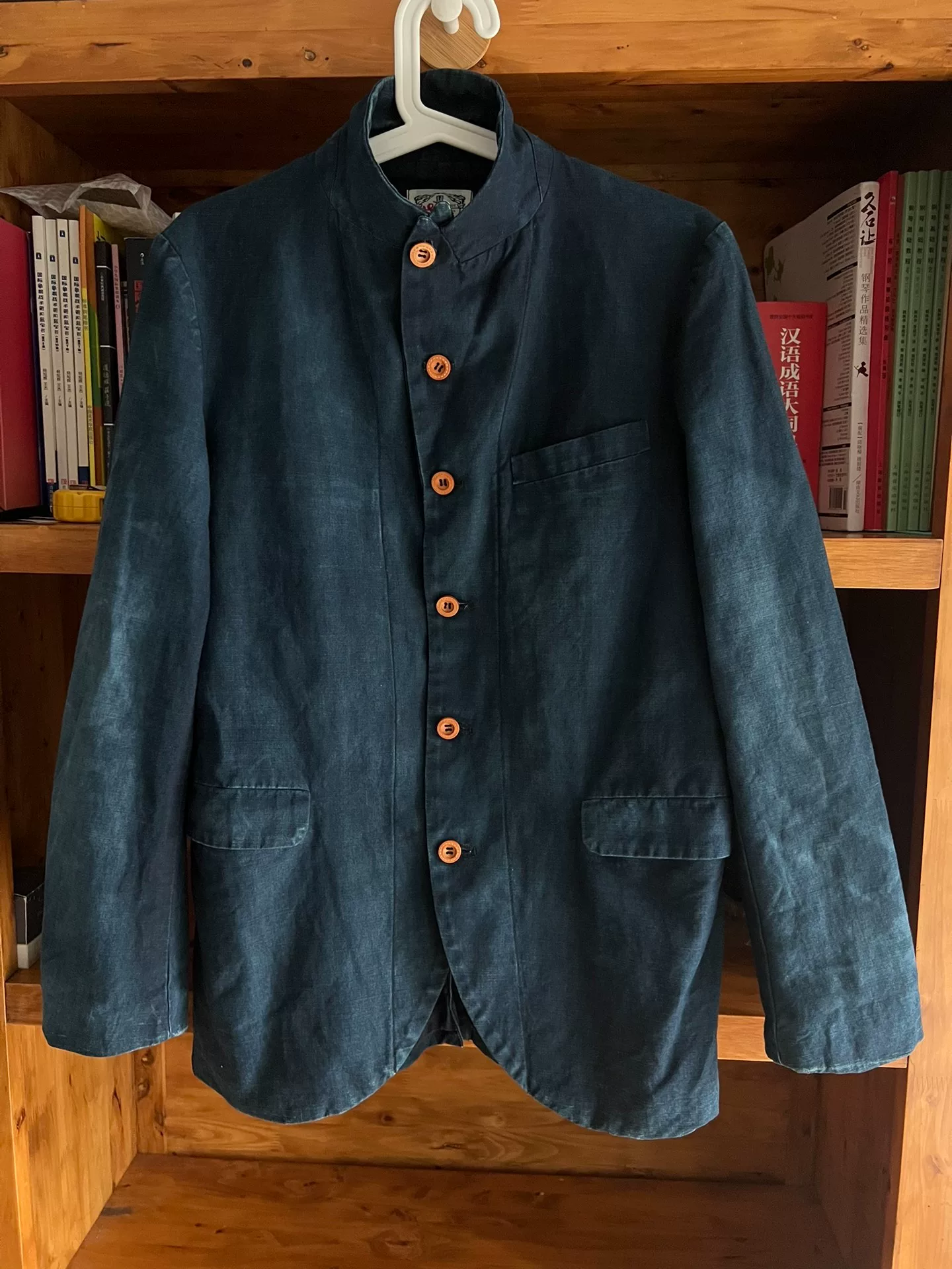 Retro Indigo Dyed Gunlapel Cotton Linen Jacket — detail
