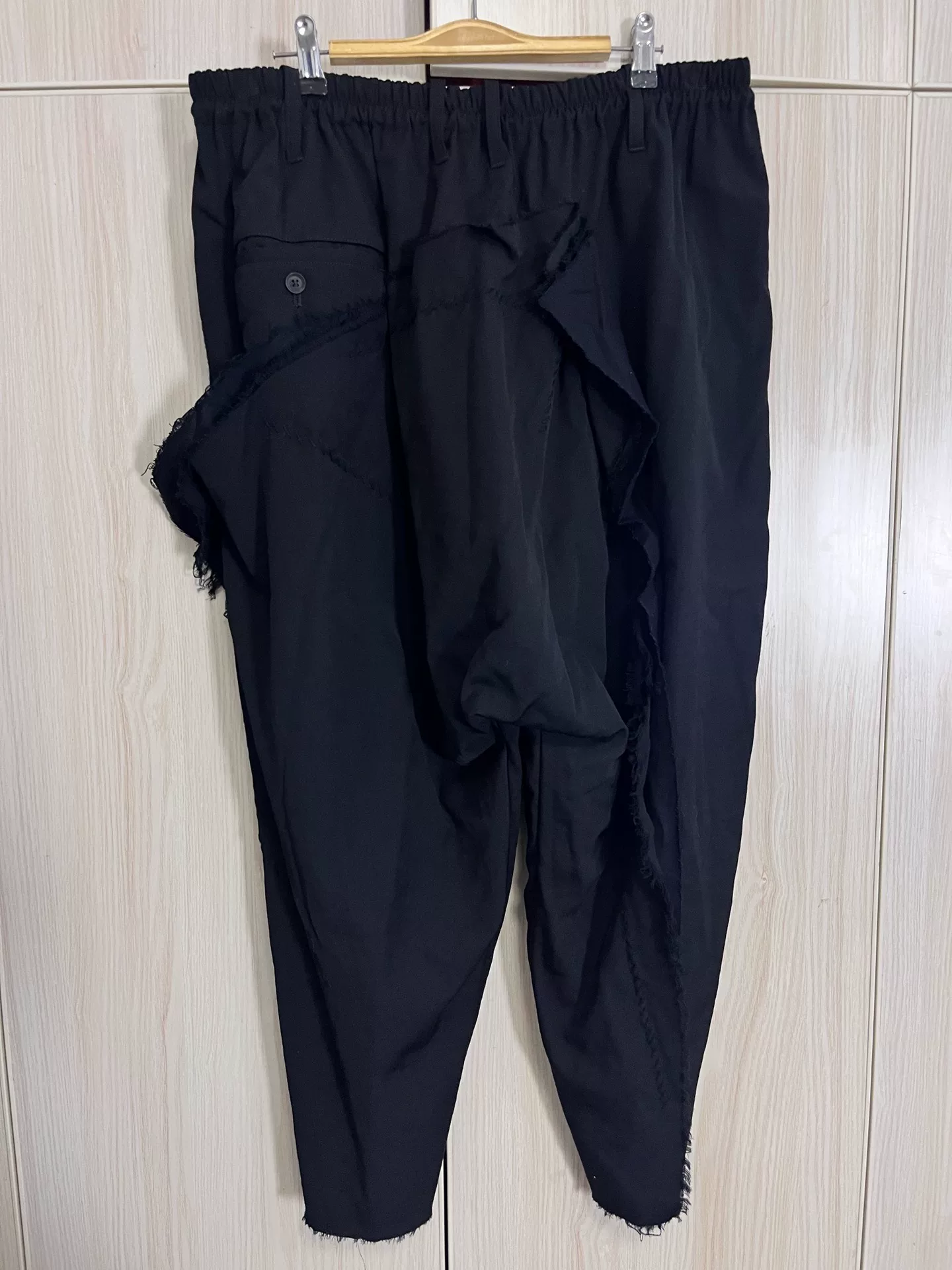 Yohji Yamamoto 20AW Black Knife-Cut Pants — front