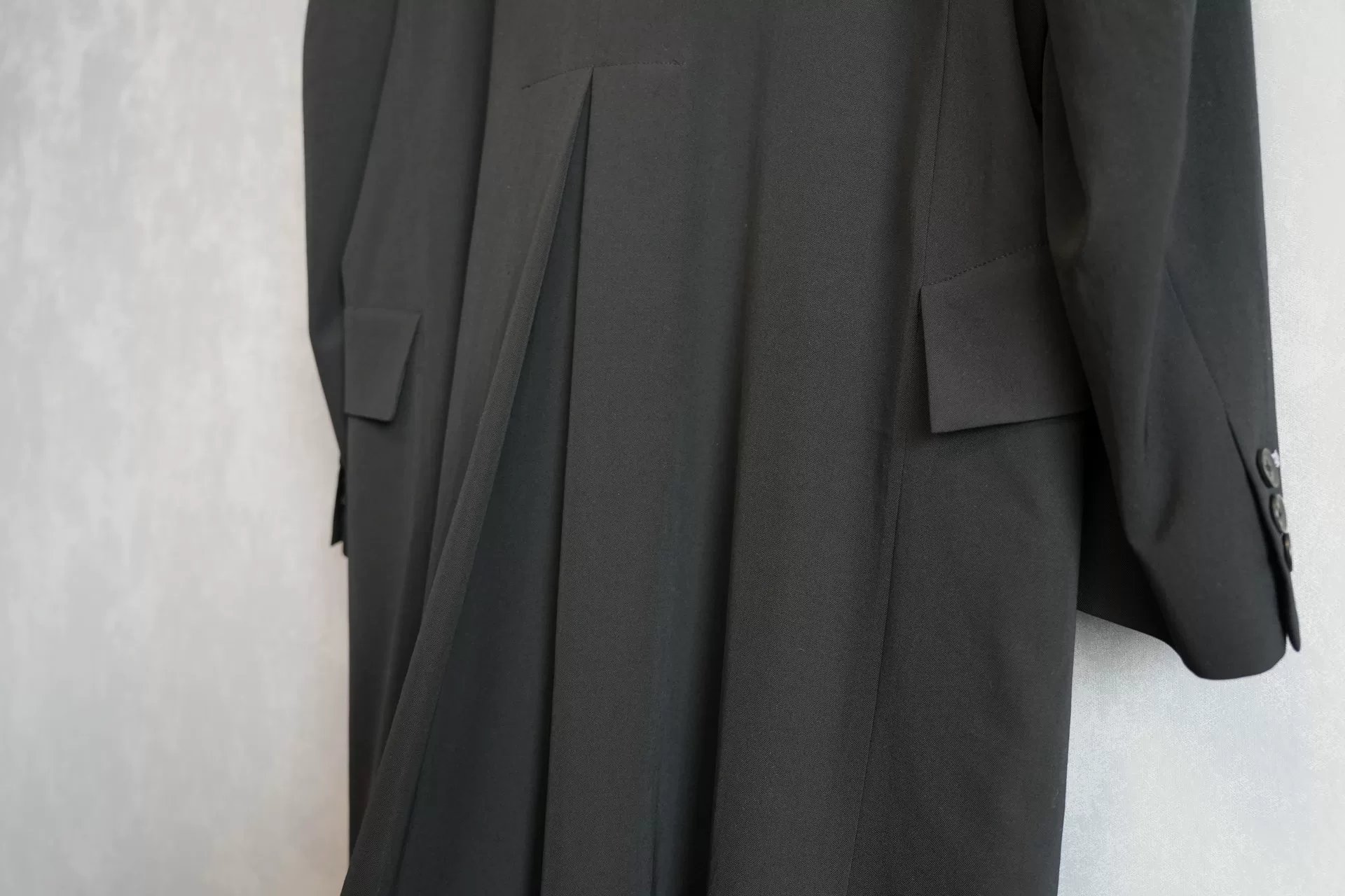 Yohji Yamamoto 03SS Embroidered Badge Coat — label