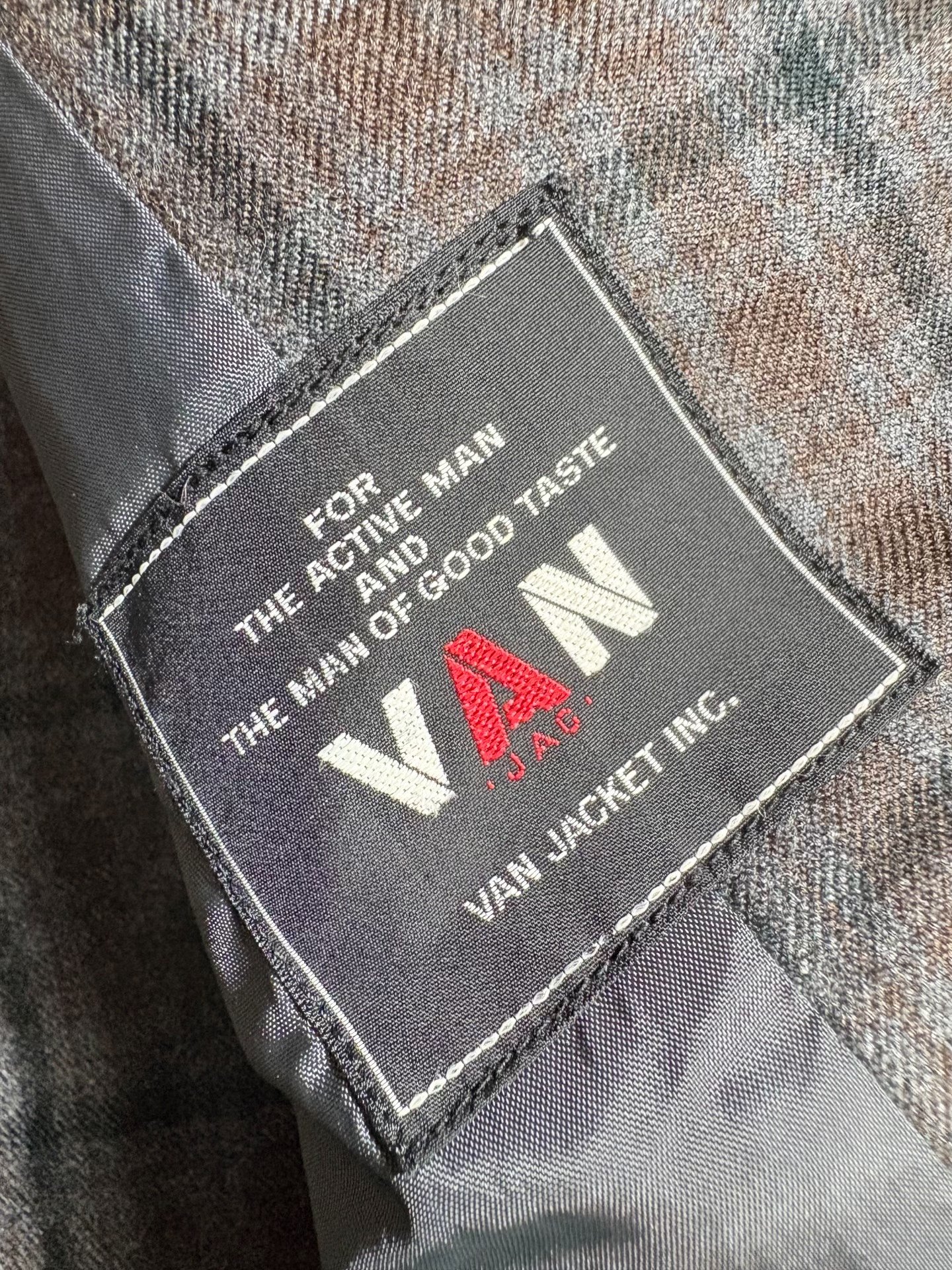 VAN JAC Brown Green Check Blazer — label