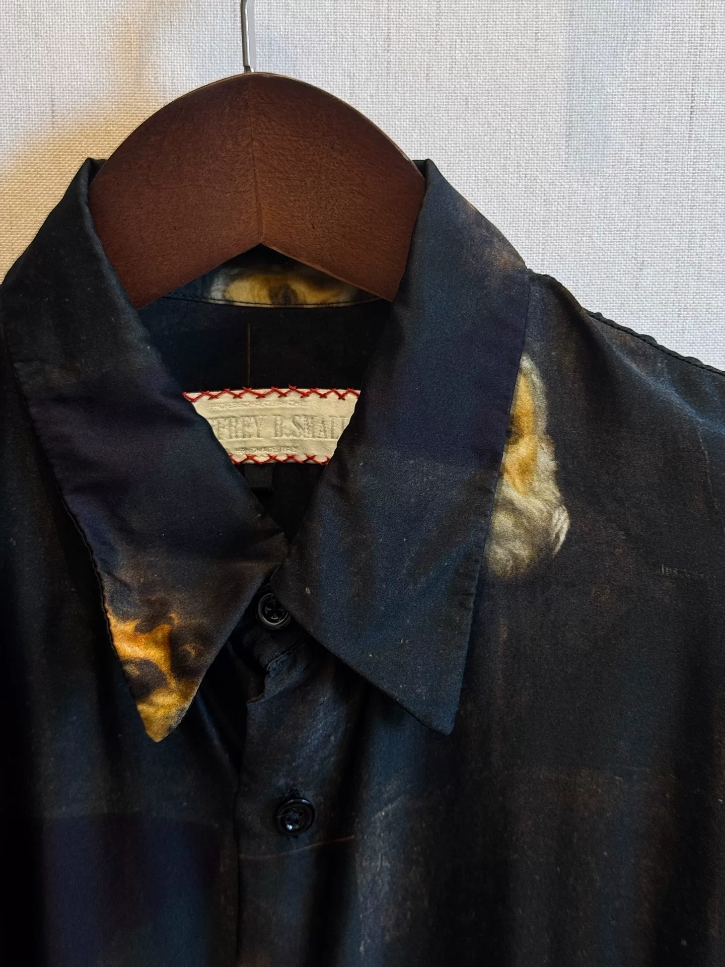 Geoffrey B Small Portrait Silk Shirt — detail