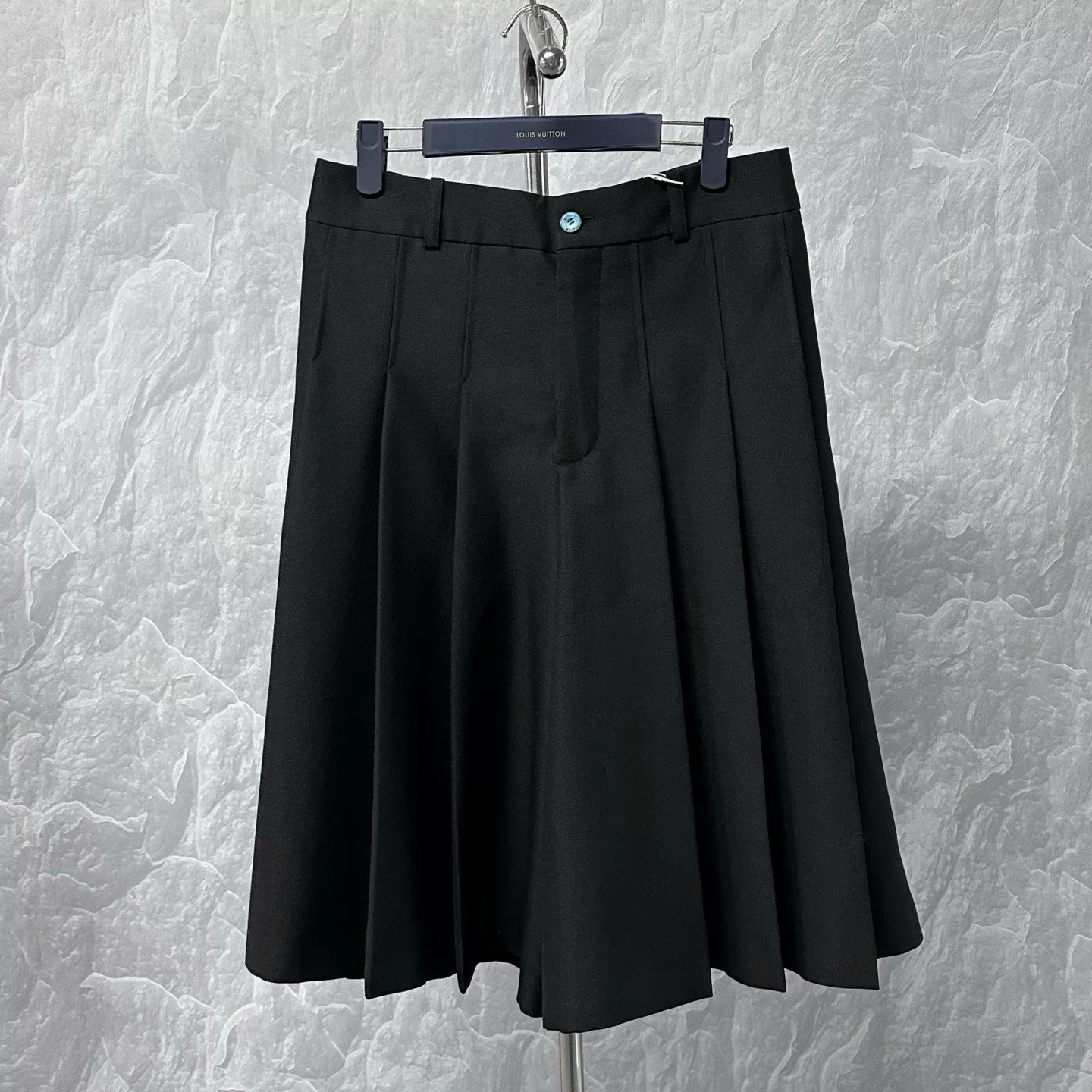 Louis Vuitton FW24 Solid Pleated Shorts — front