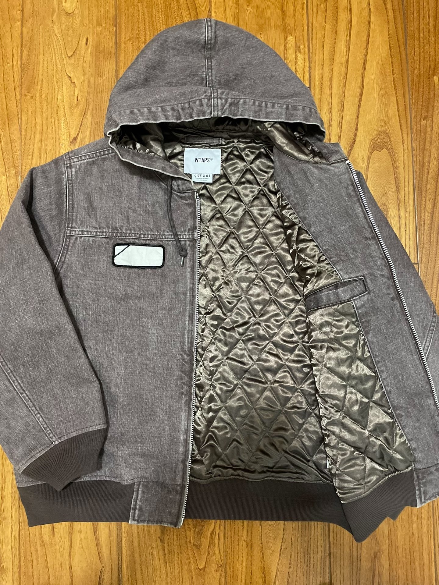 WTAPS 187 Washed Denim Jacket — detail