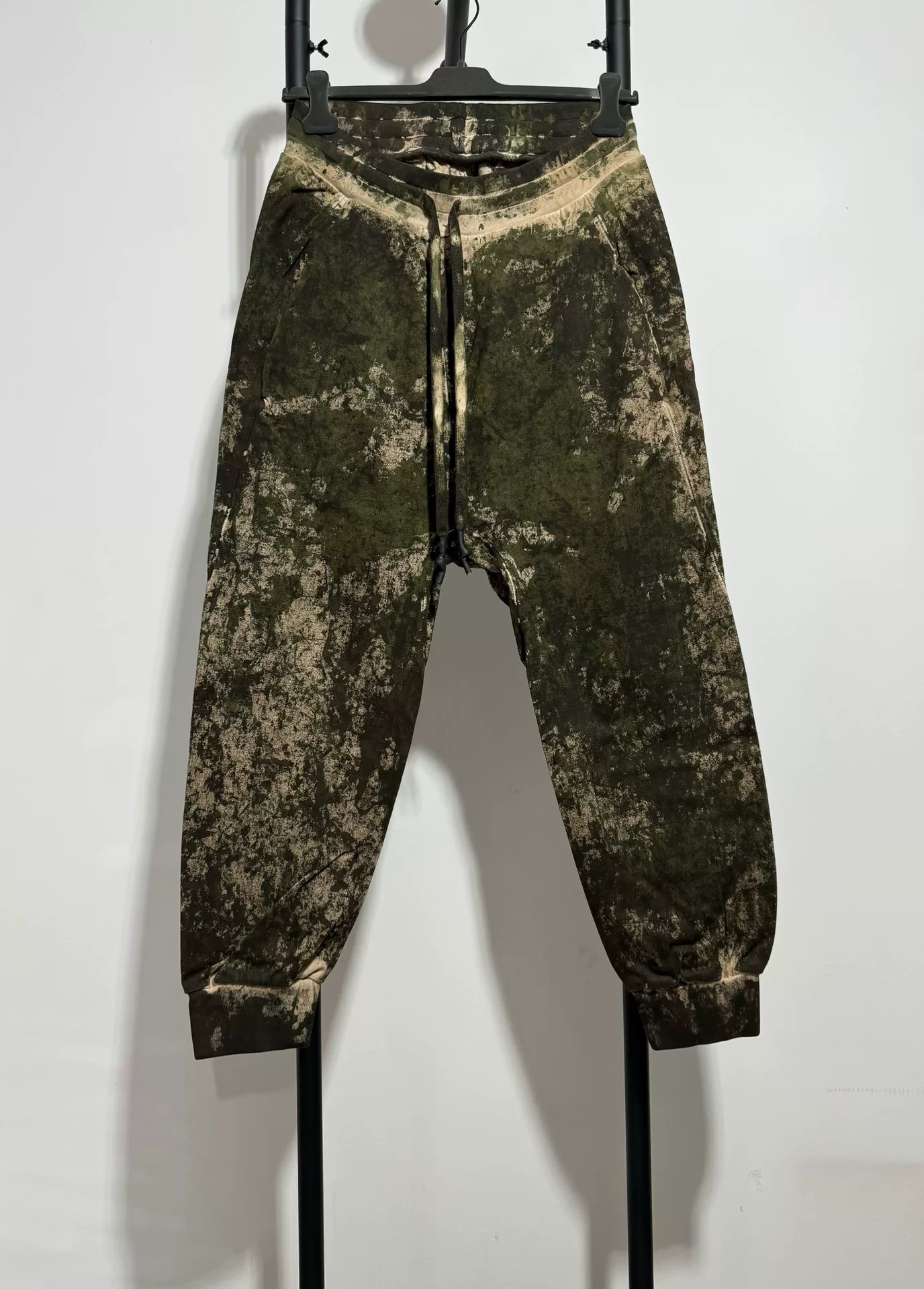11 by BBS Dark Camo Sweatpants