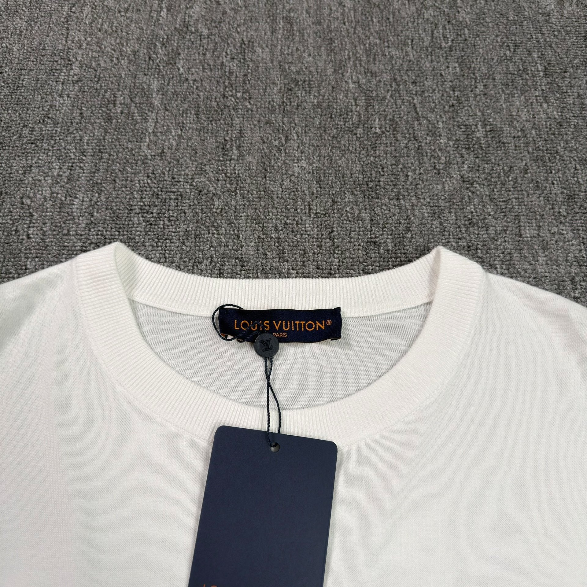 Louis Vuitton White Printed Cuff Short-Sleeve Tee — detail