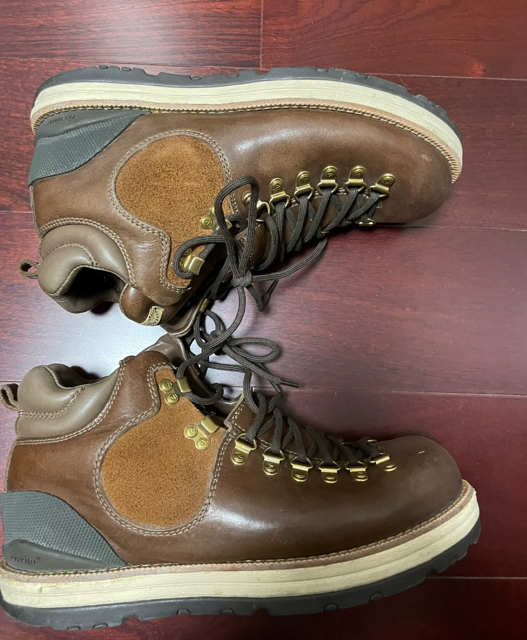 visvim serra brown high-top boots