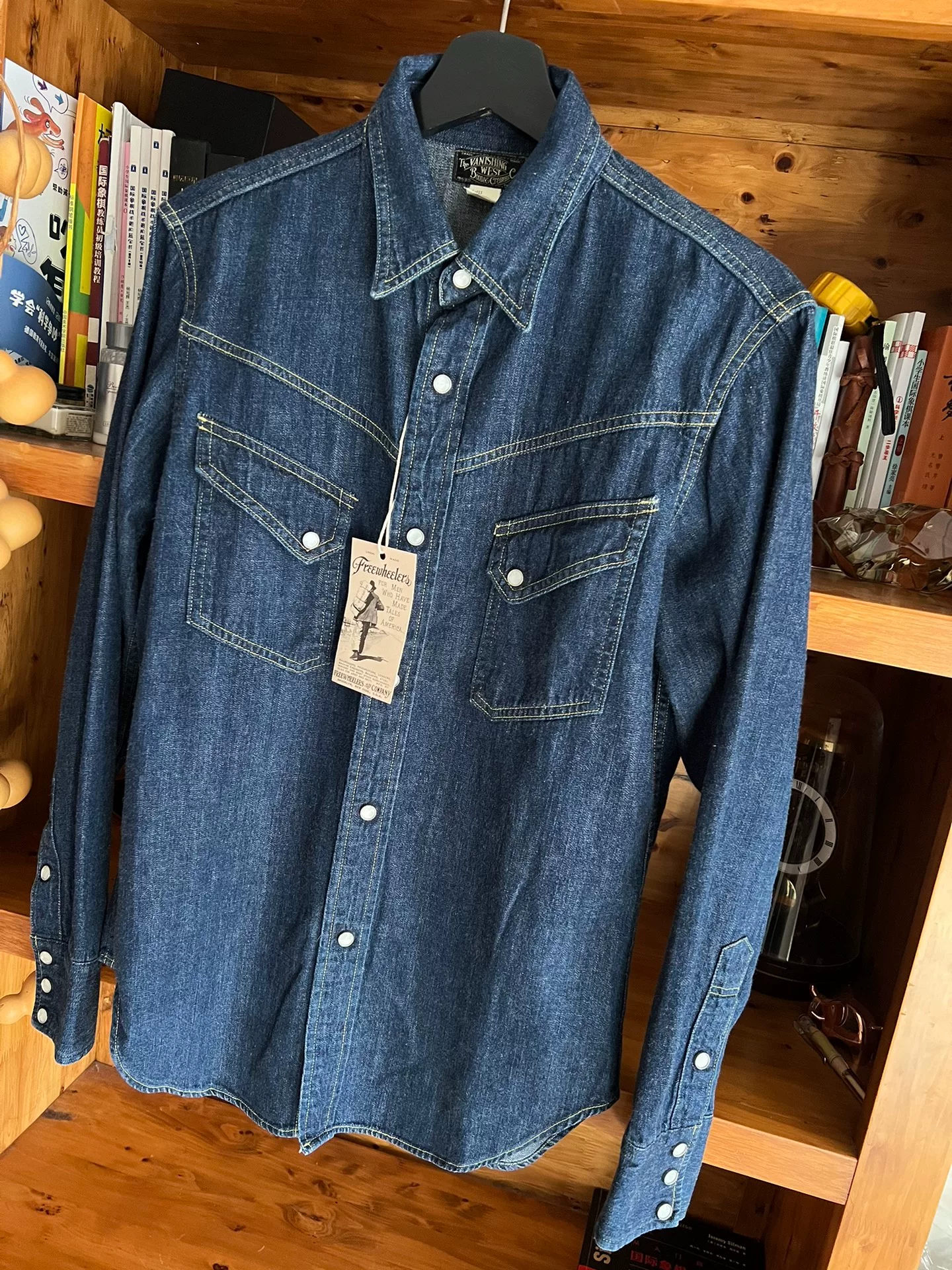 Freewheelers 2013 Vintage Denim Western Shirt — detail