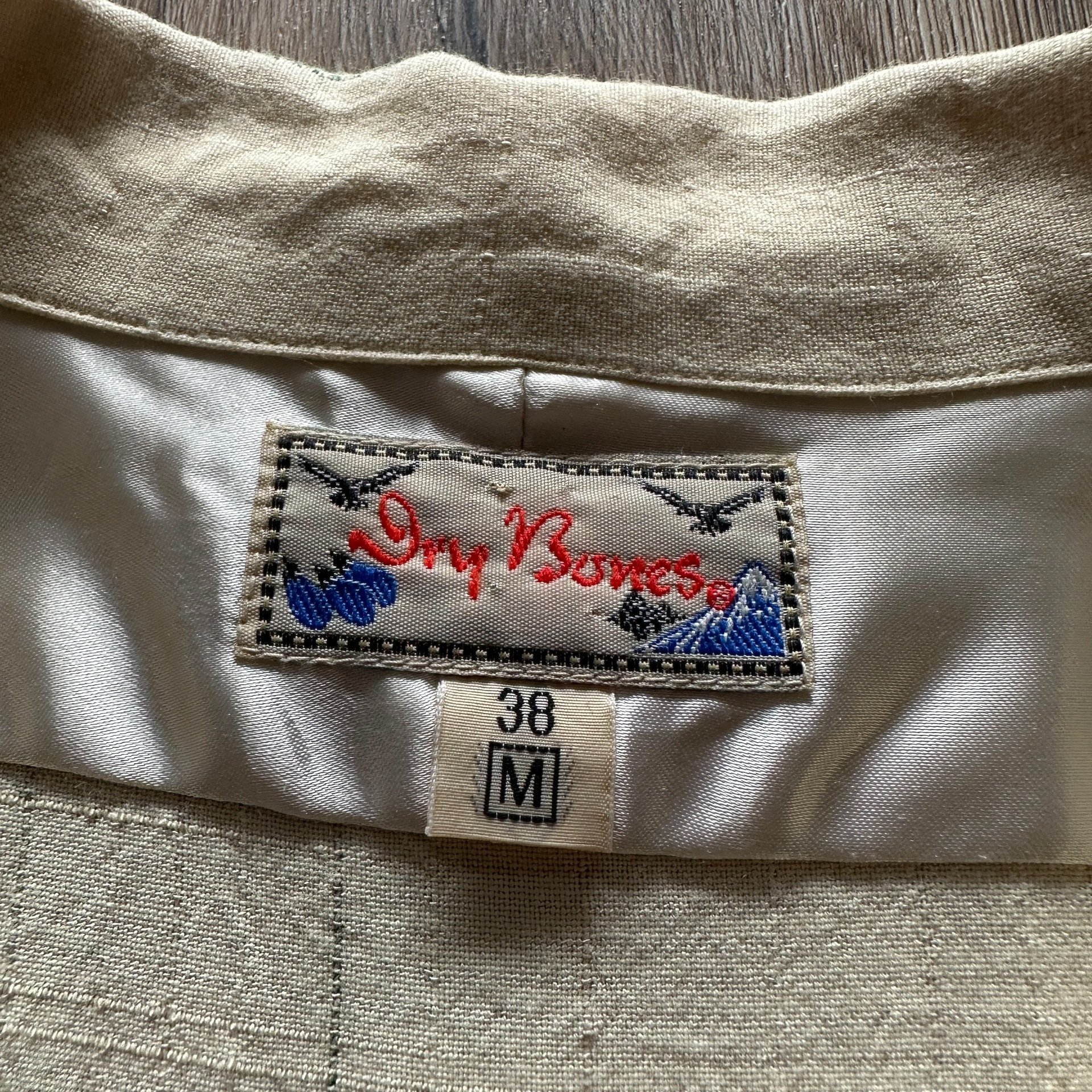 Dry Bones Early Short Sleeve Shirt — detail