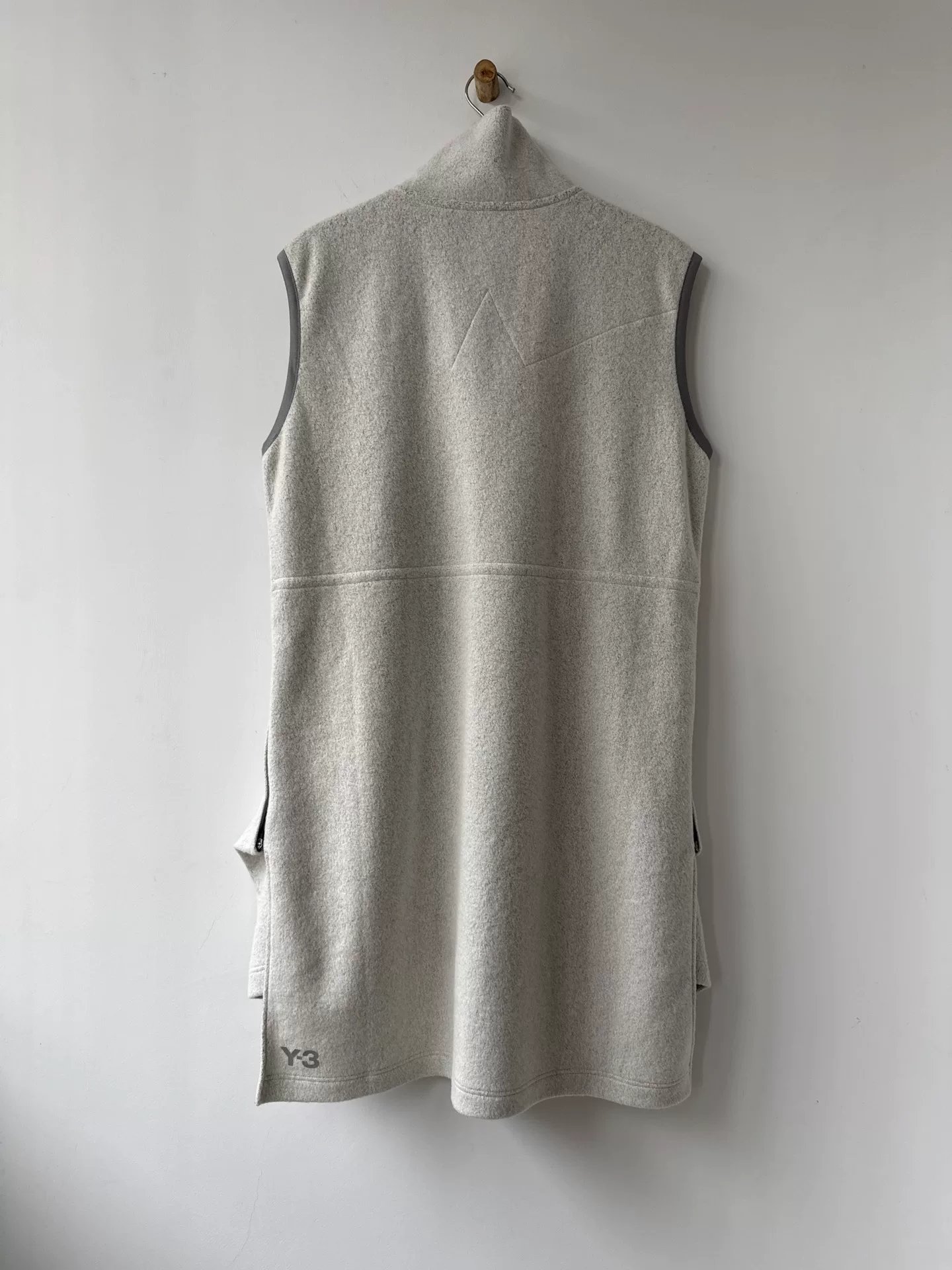 Yohji Yamamoto Y-3 Functional Cold-Proof Jacket — label