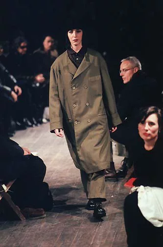 Yohji Yamamoto 98AW Garment-Dyed Double-Breasted Coat — detail