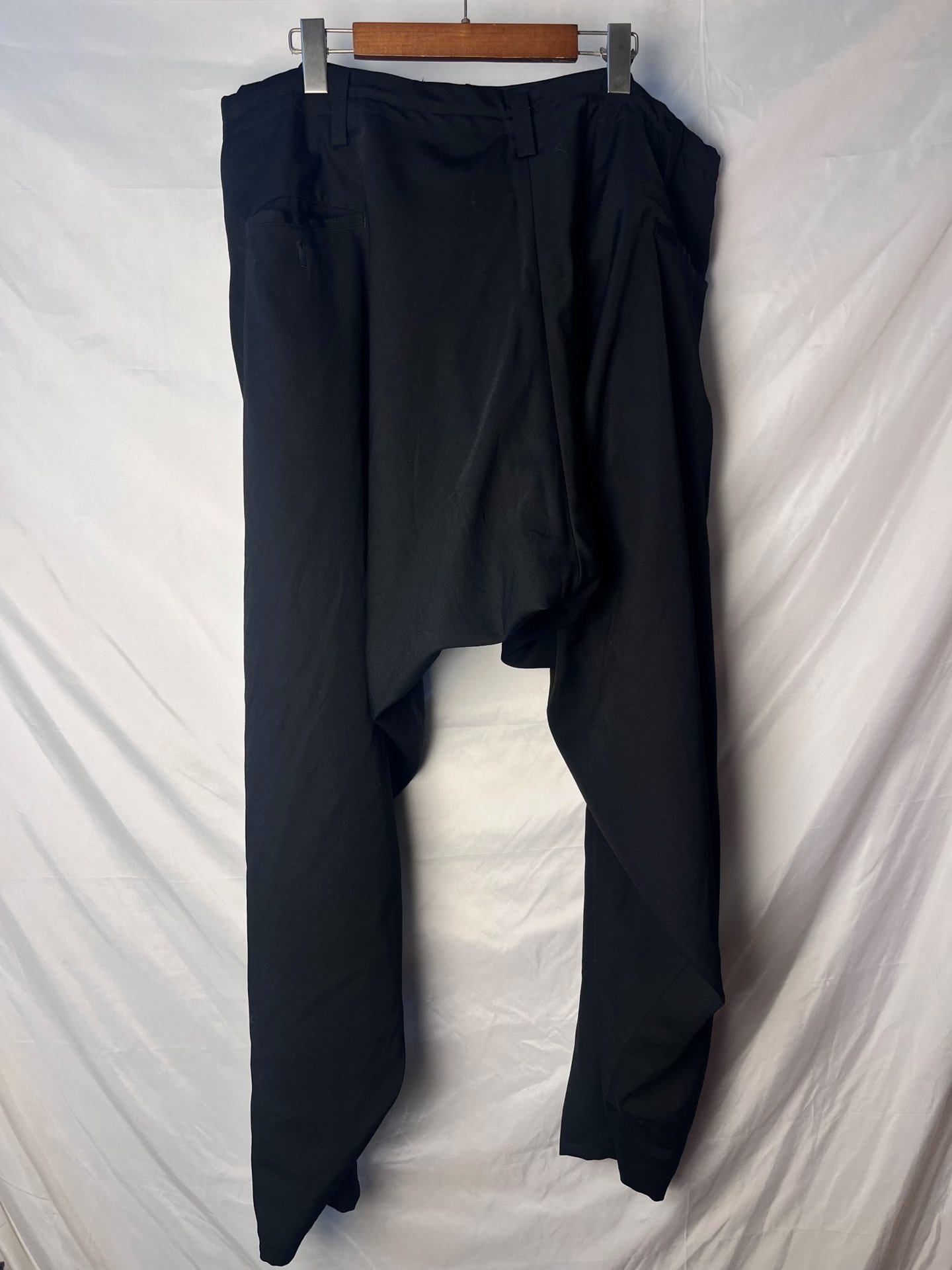 Yohji Yamamoto 23AW Pleated Long Pants — front