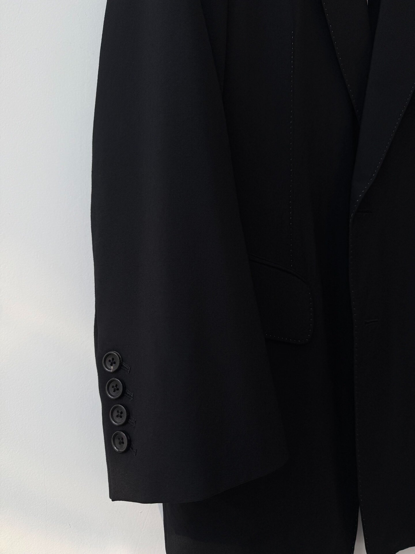 Yohji Yamamoto Y's Men's Wool Blazer — detail