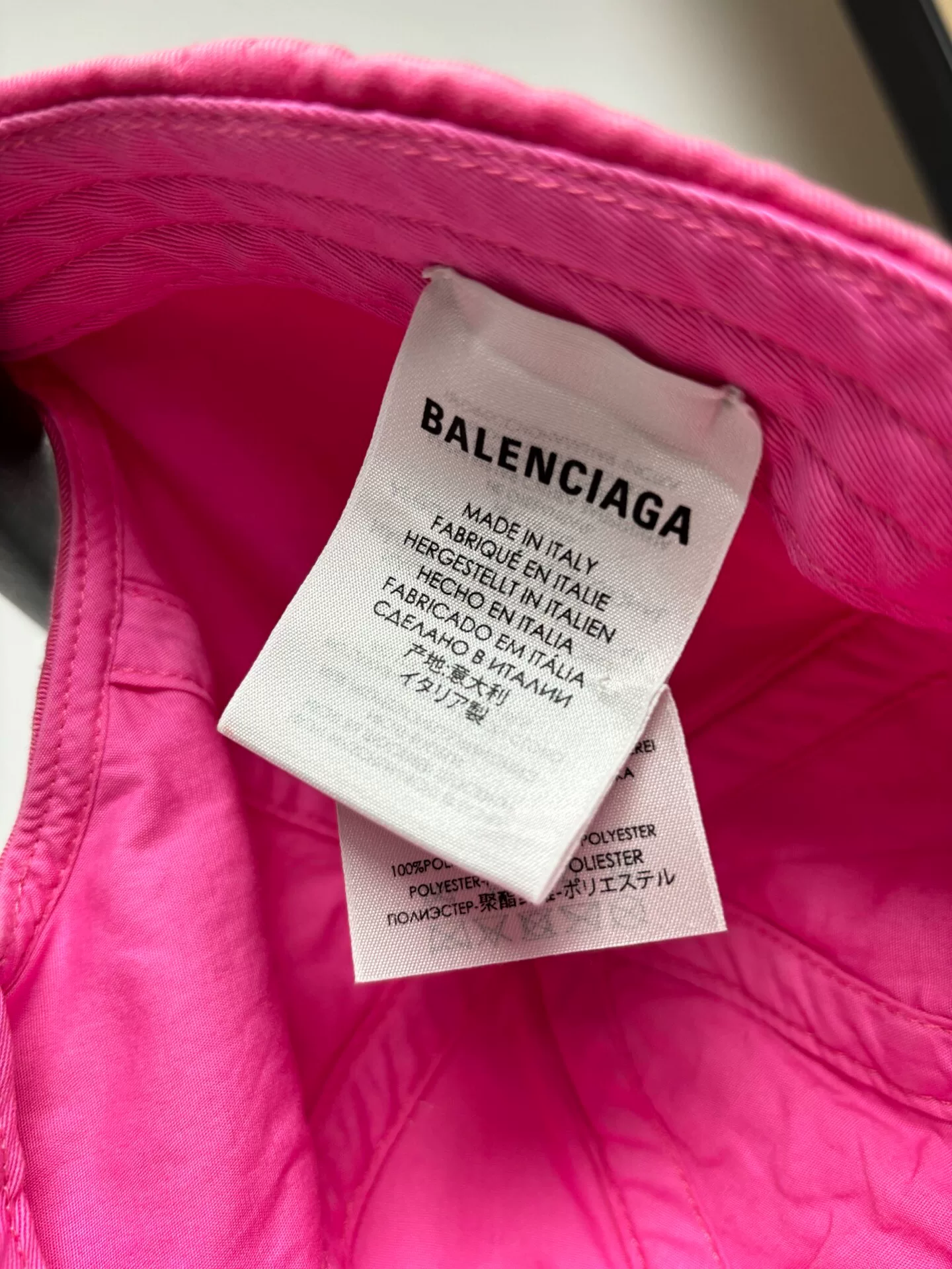 Balenciaga Pink Baseball Cap with Logo — detail