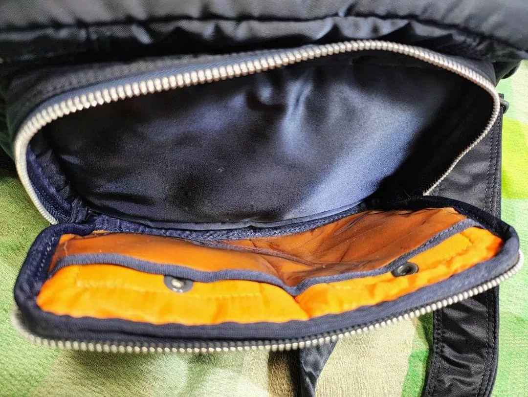 HEAD PORTER TANKER Camera Bag — label