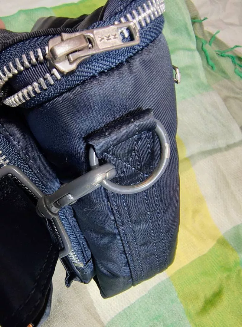 HEAD PORTER TANKER Camera Bag — detail
