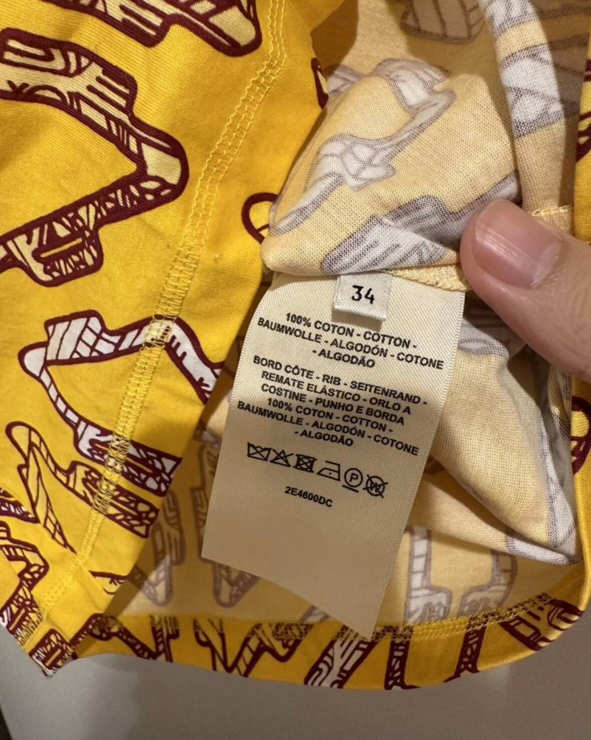 Hermes Women's Yellow Printed T-Shirt — label