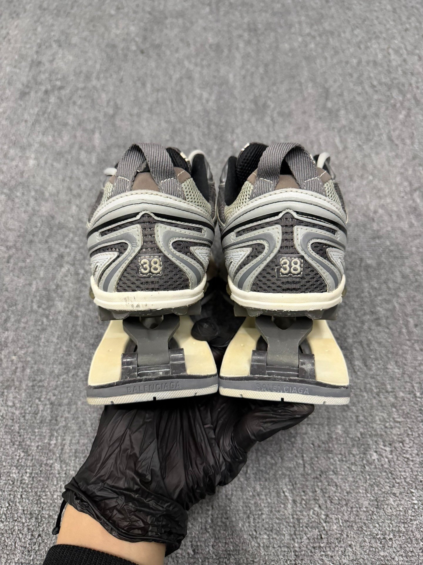 Balenciaga Gray Size 38 Sneakers — label