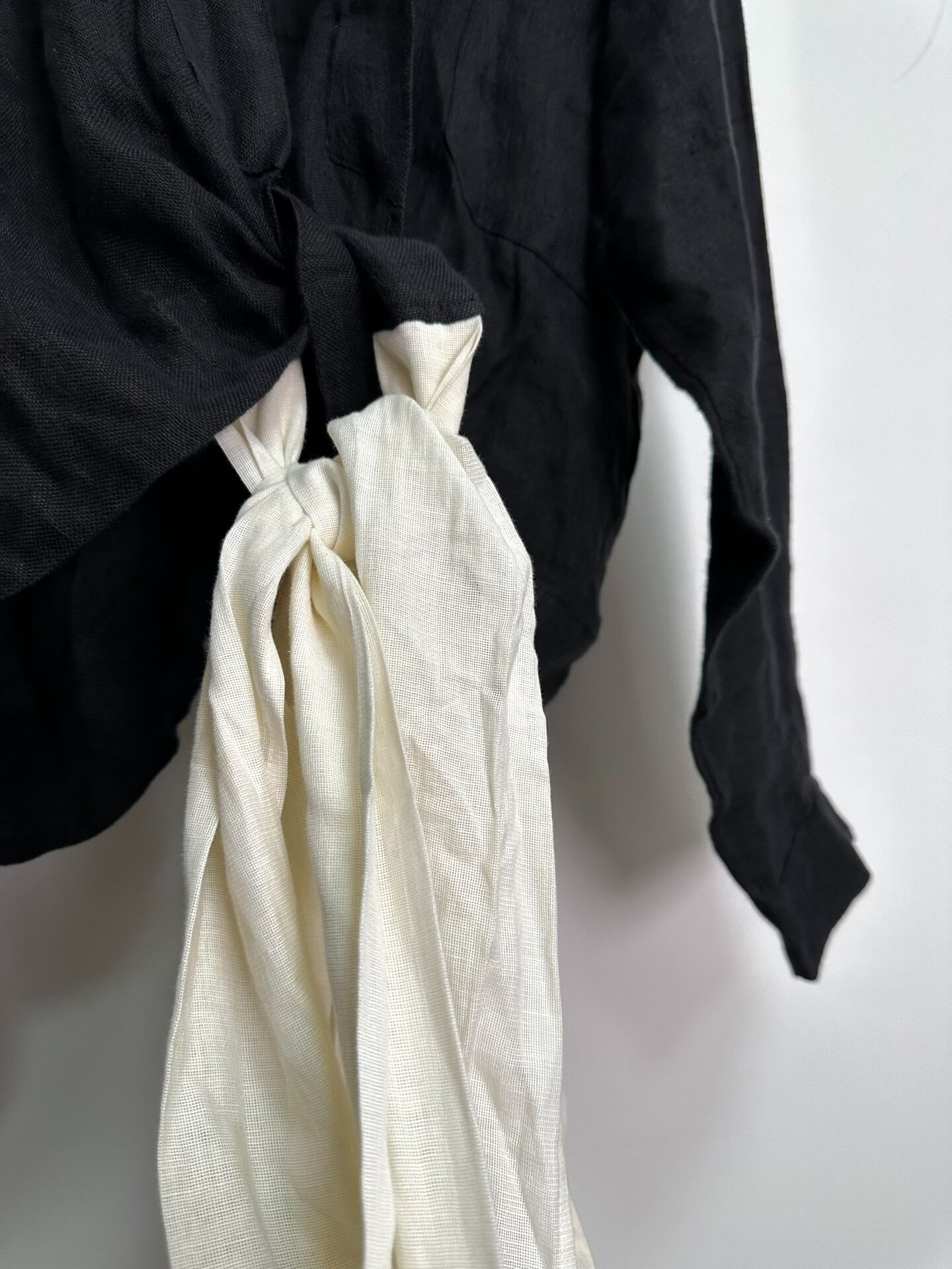 Yohji Yamamoto 1985 SS Linen Sash Coat — label
