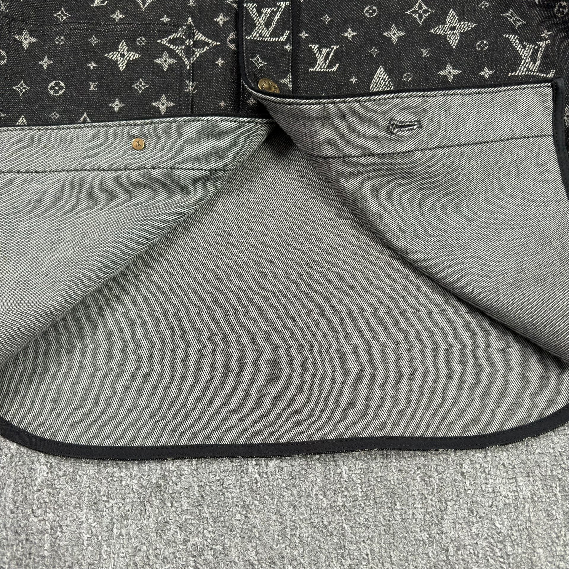 Louis Vuitton Monogram Black Short-Sleeve Shirt — back