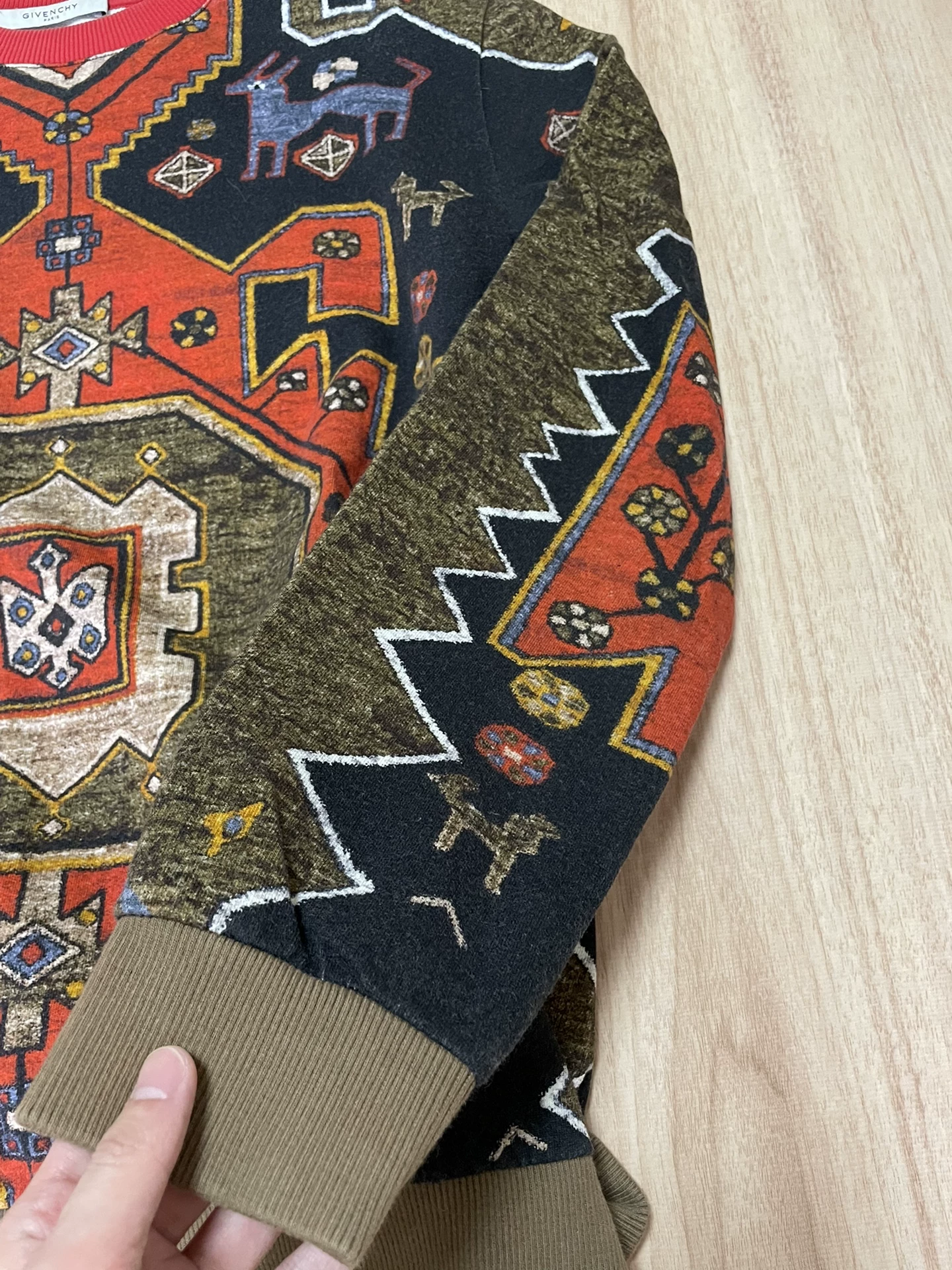 Givenchy Bohemian Style Pullover Hoodie — label