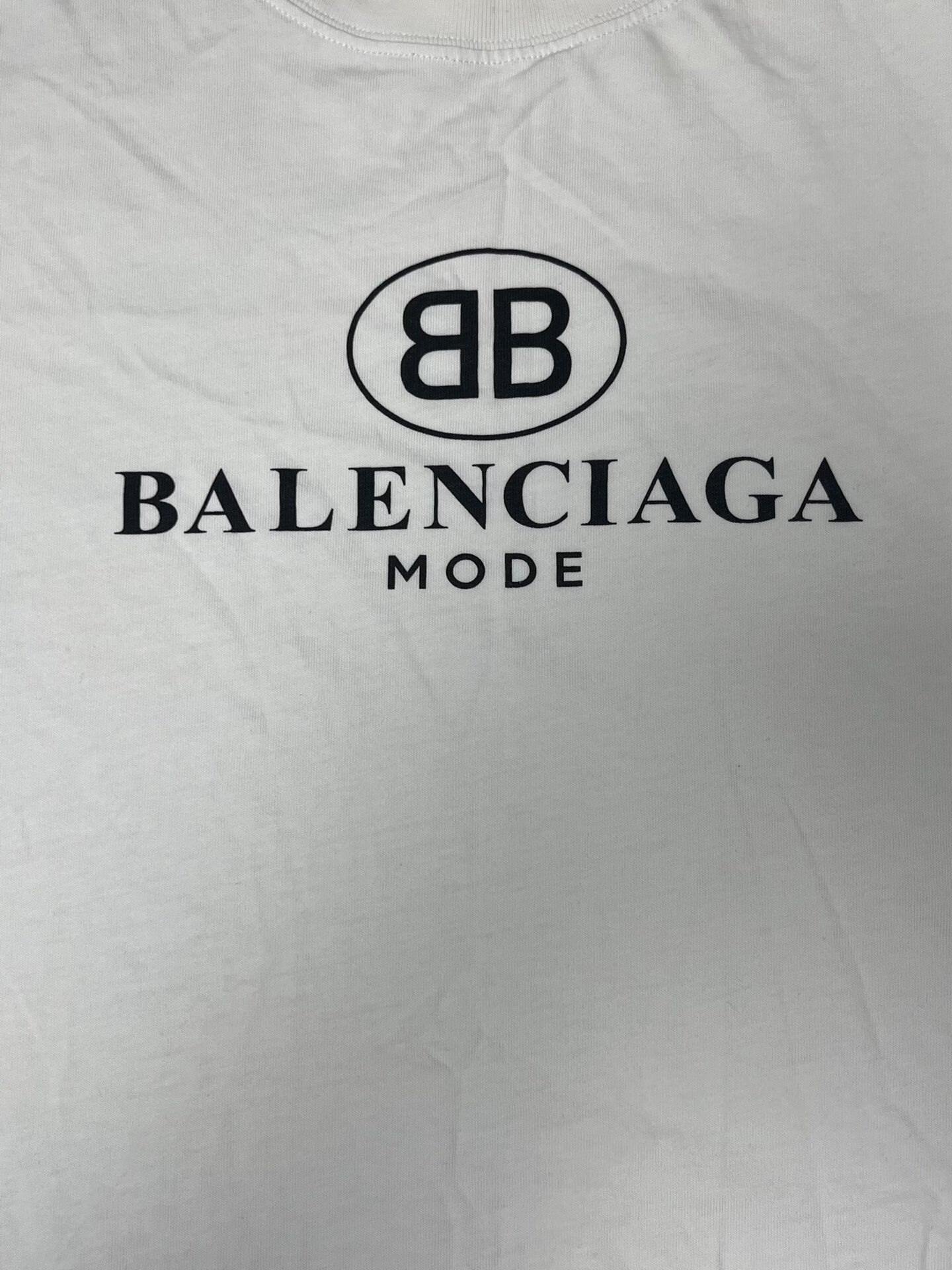 Balenciaga Logo Print Round Neck T-Shirt — detail