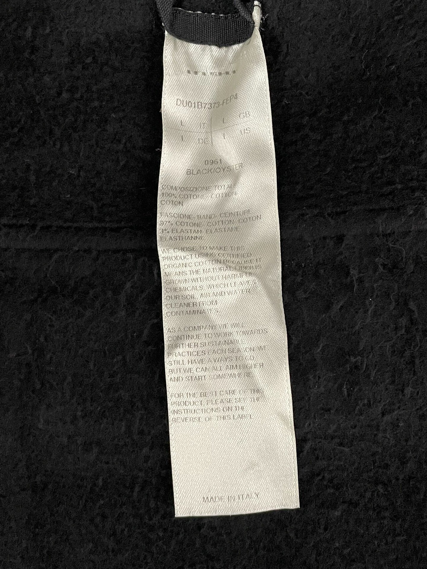 Rick Owens Black Capri Shorts — label