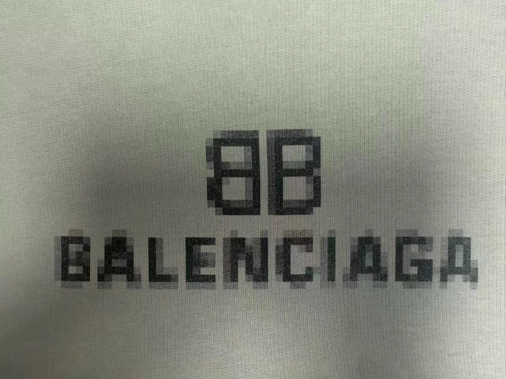 Balenciaga BB Logo Pullover Hoodie — detail