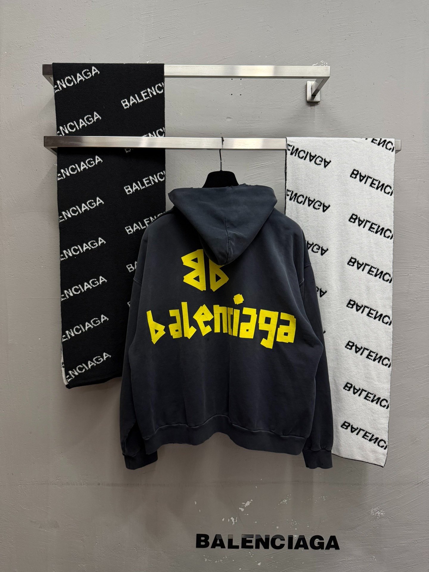 Balenciaga Black Zipper Hoodie L