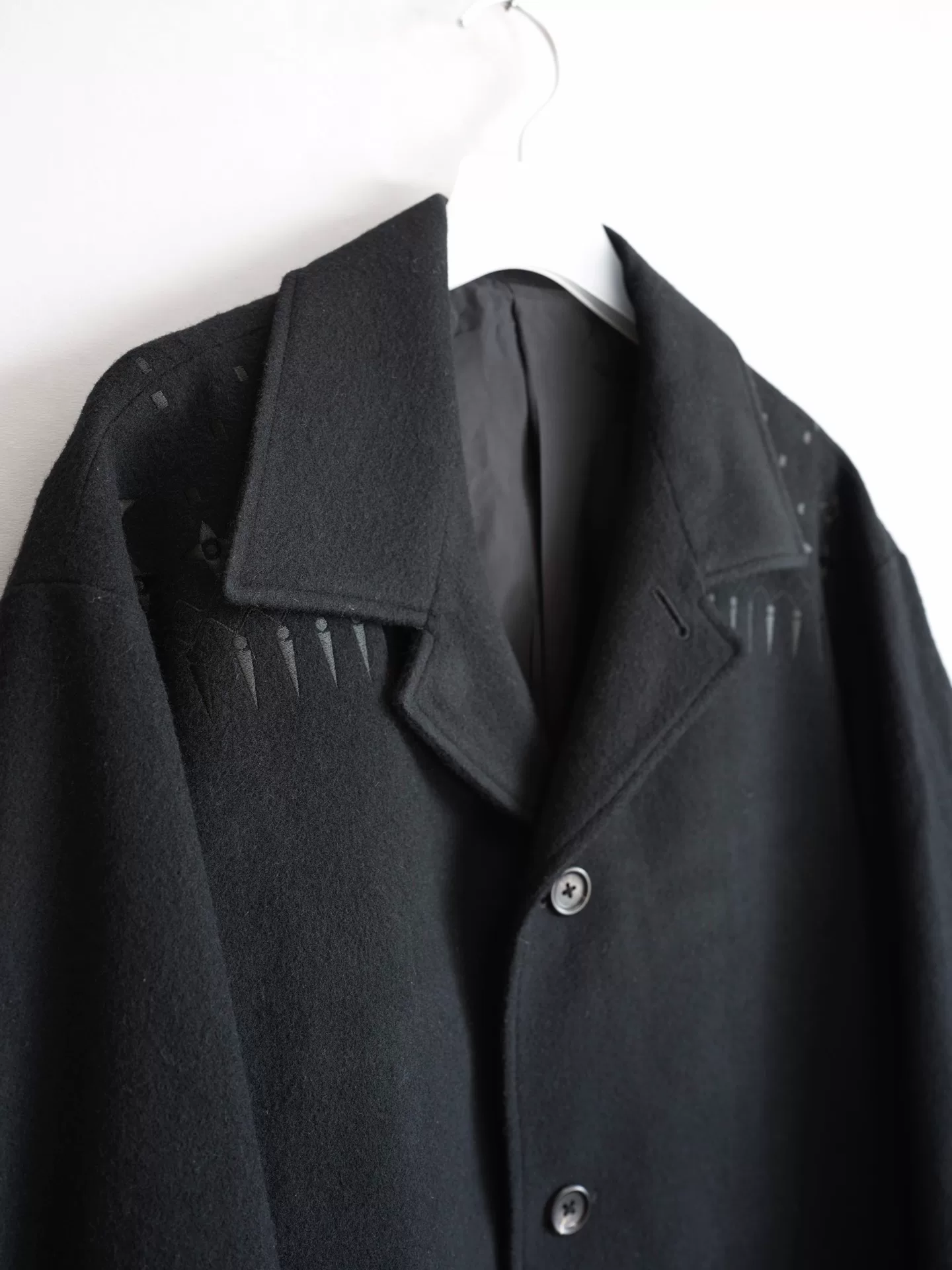Yohji Yamamoto 22AW Full-Back Embroidery Coat — back