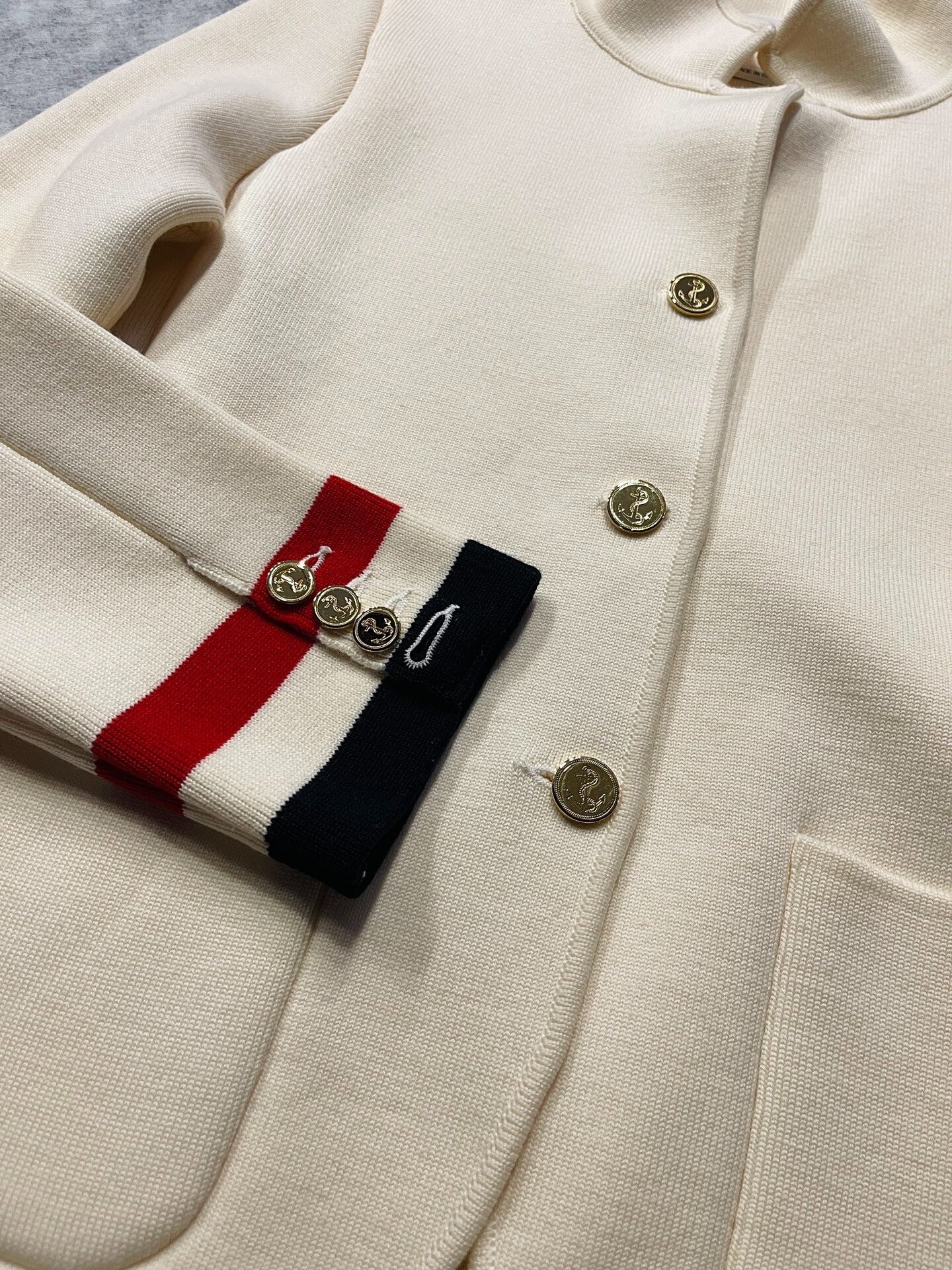 Thom Browne 2014SS Wool Gold Button Blazer — detail