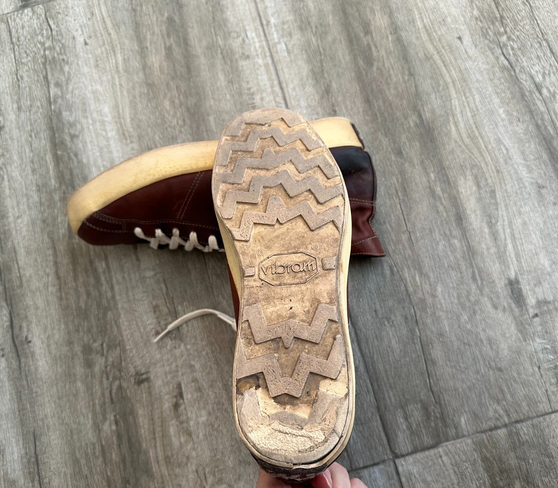 VISVIM FOLEY HI-FOLK Kangaroo Leather — label