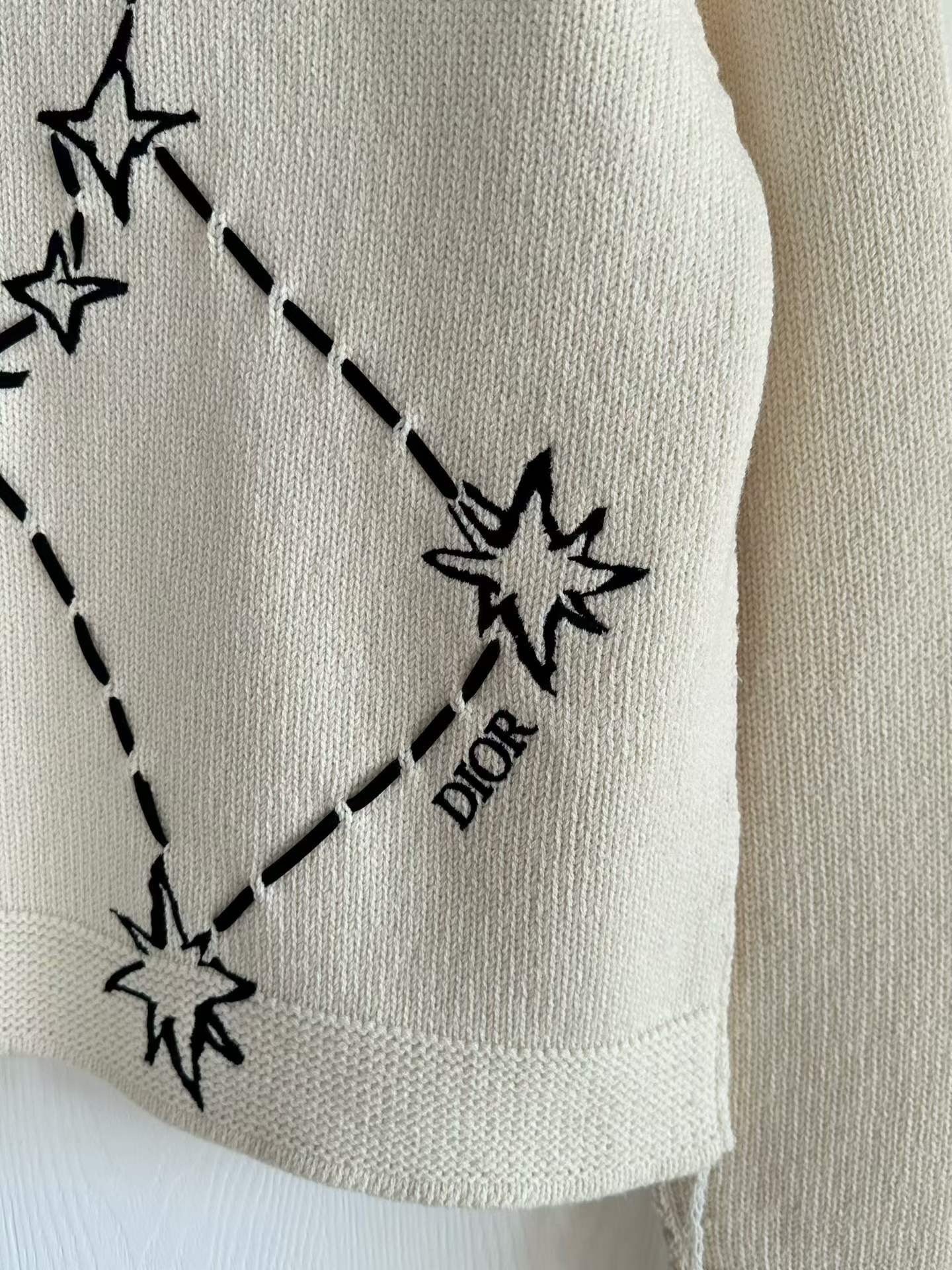 Dior Star Embroidery Knit Sweater — label