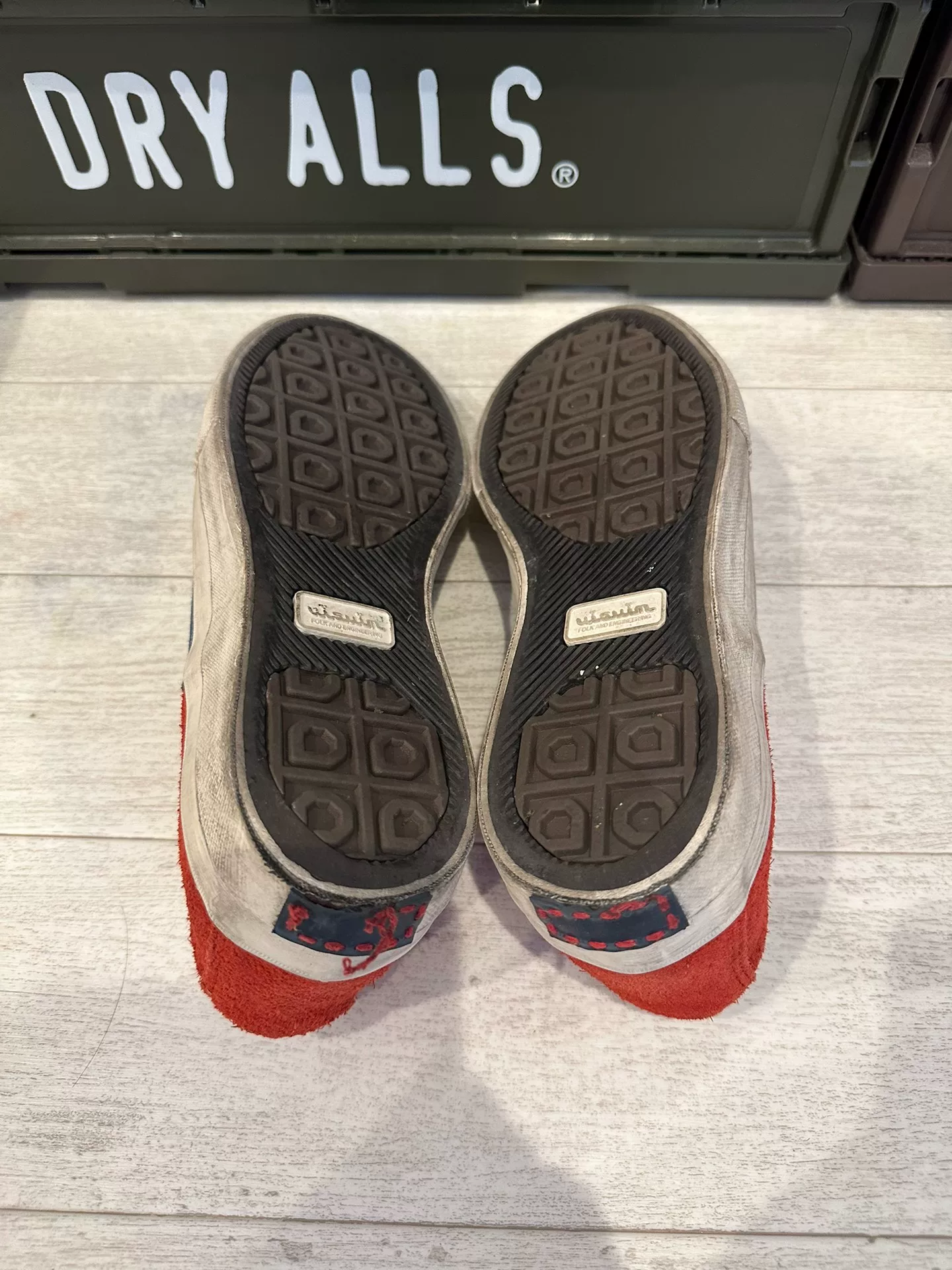 VISVIM SKAGWAY SLIP-ON — label