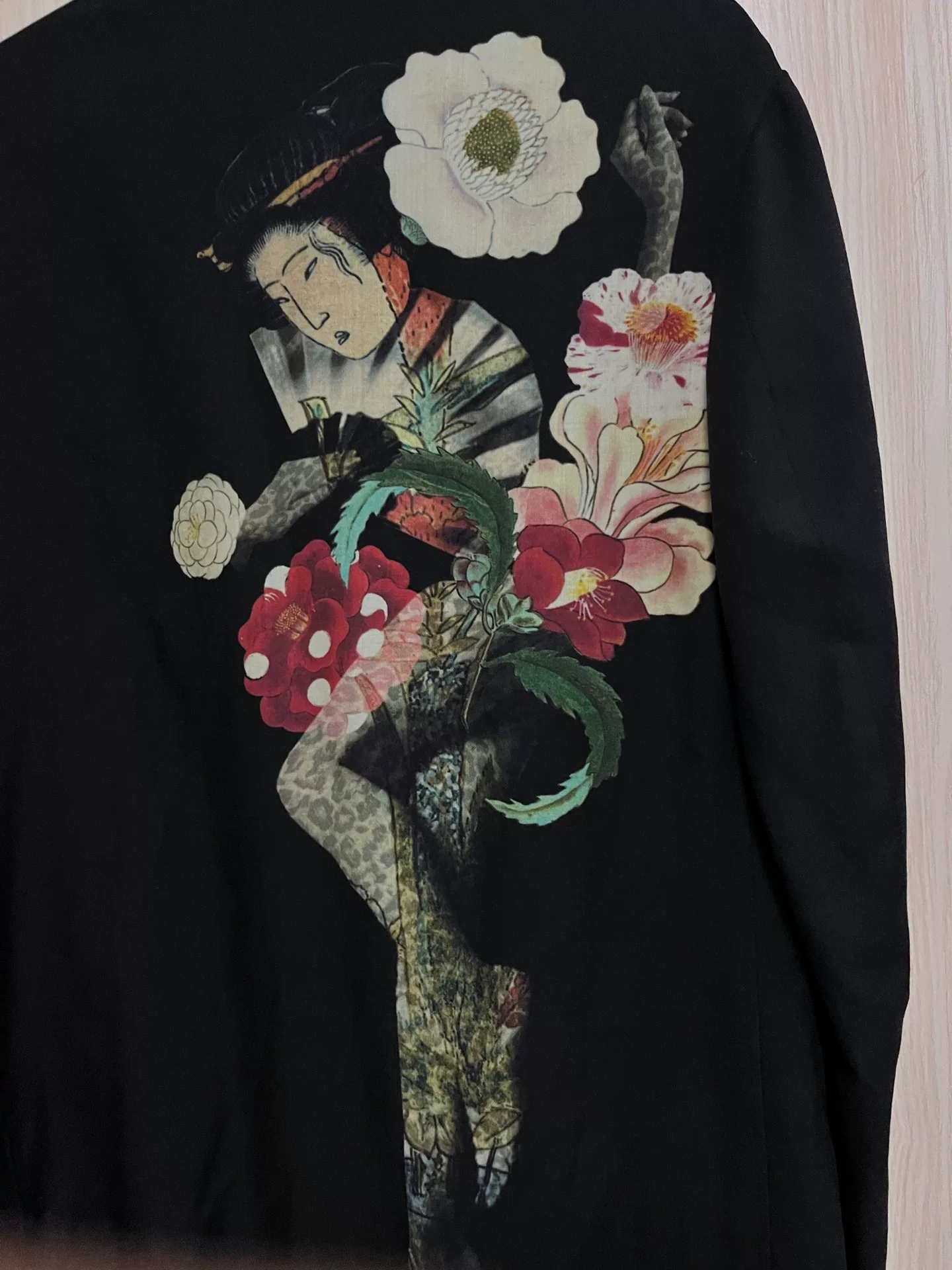 Yohji Yamamoto 19ss Ukiyo-e Long Jacket — detail