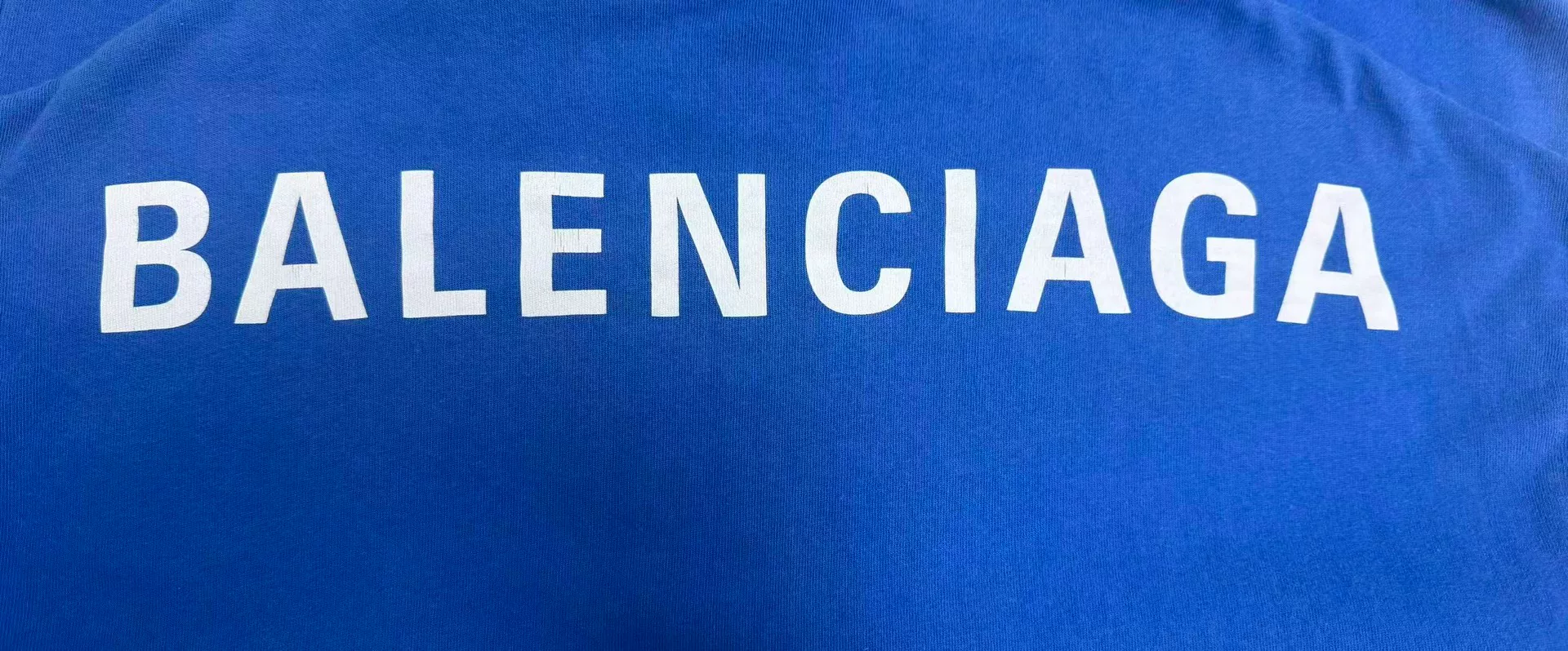 Balenciaga Blue Print Round-Neck T-Shirt — detail