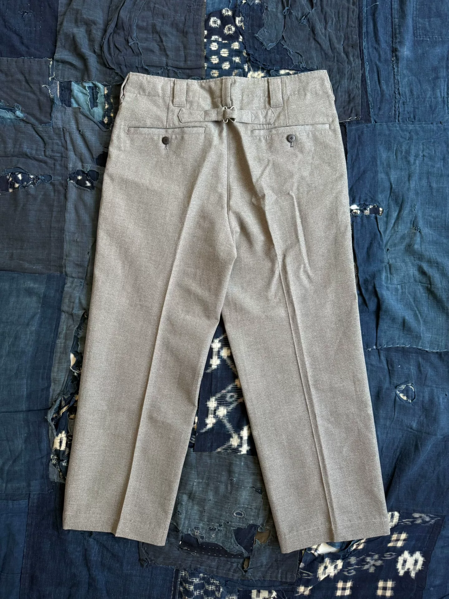 VISVIM 24SS LEAGUERS CROPPED PANTS — front