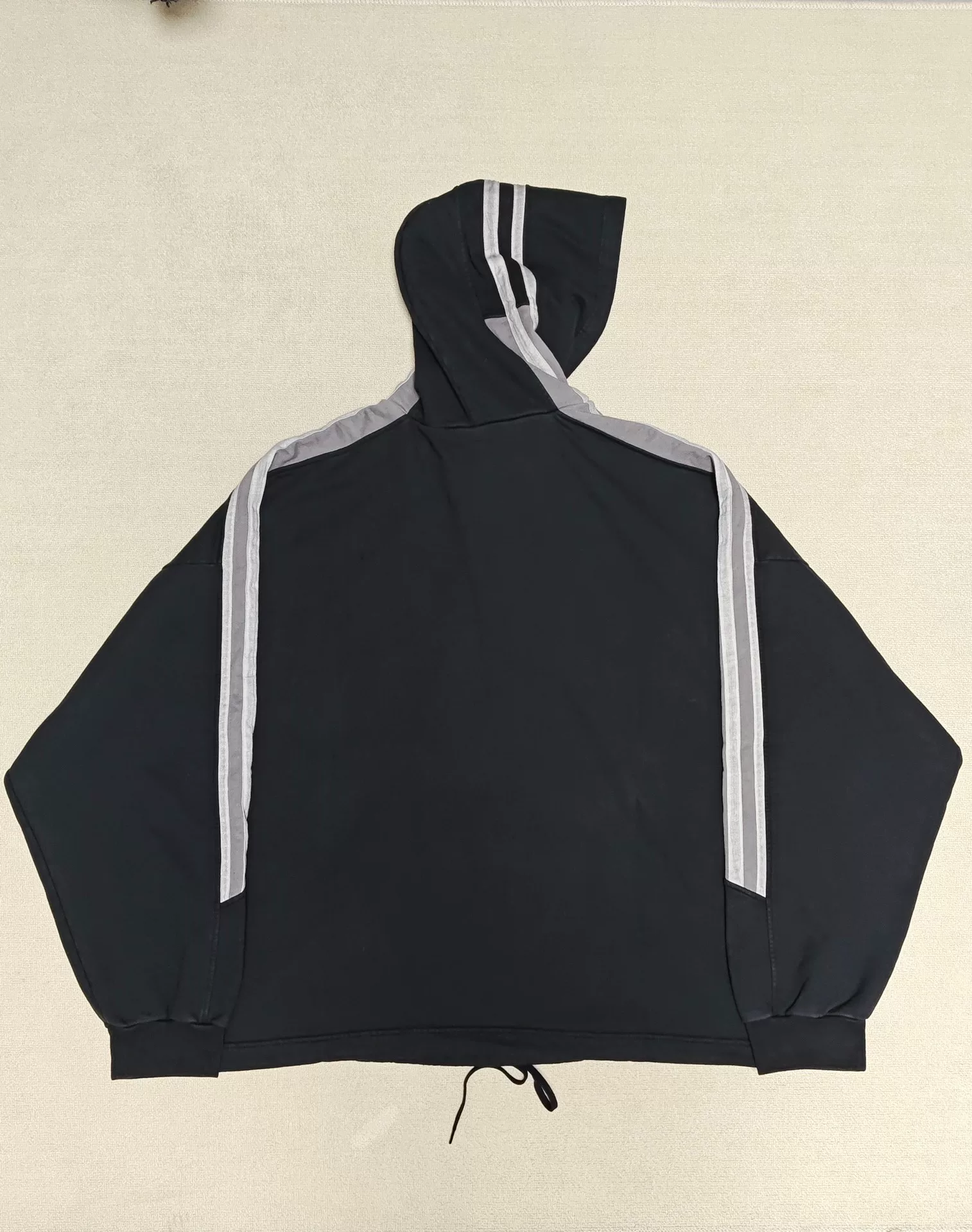 Balenciaga 23ss Black Striped Sporty Hoodie — detail