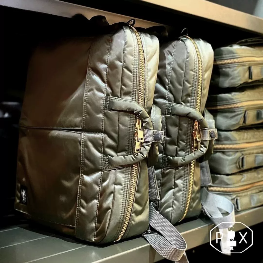 TANKER 3WAY Large Green Briefcase — front