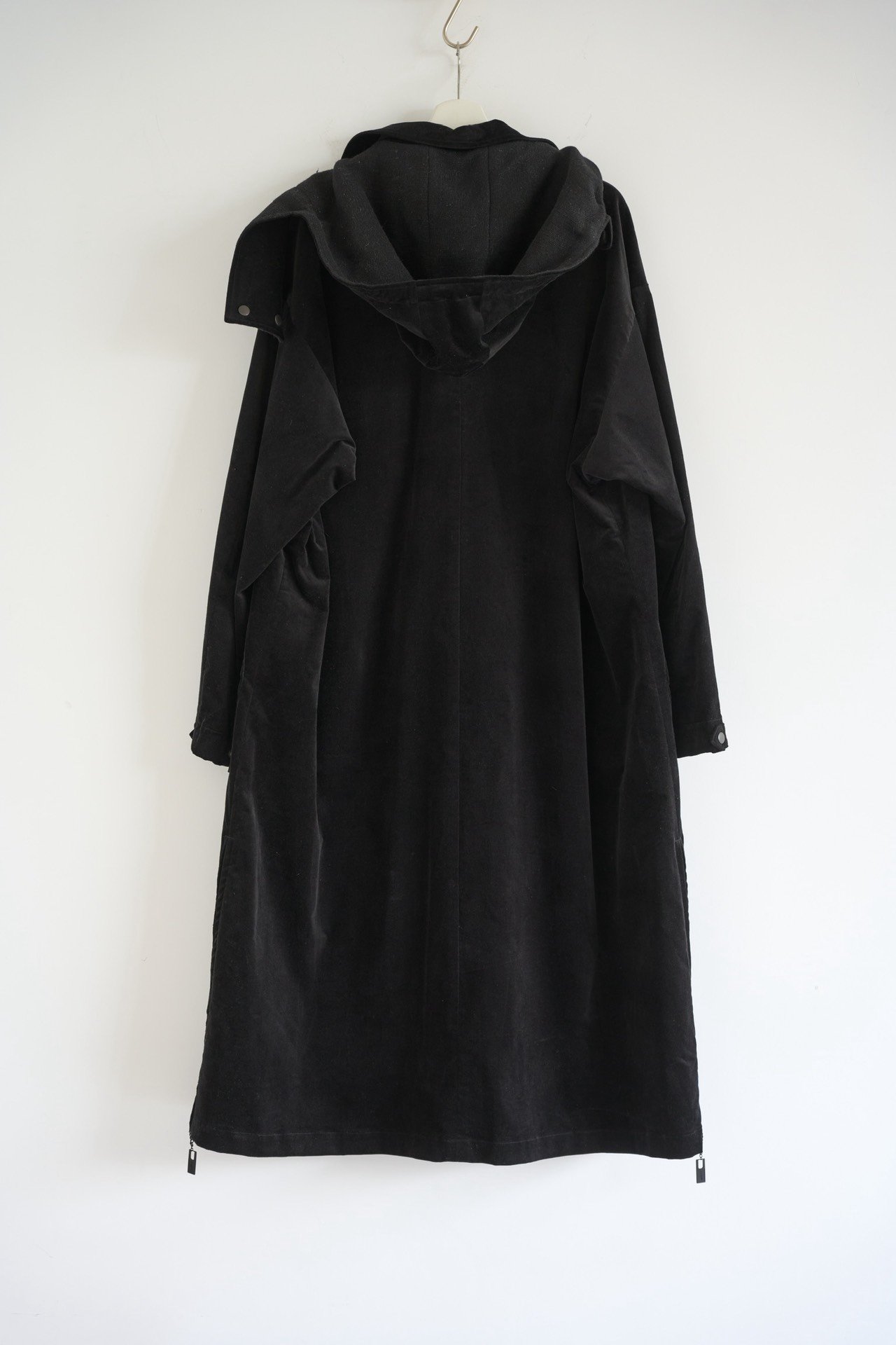 Yohji Yamamoto 24AW Chain Velvet Coat — front