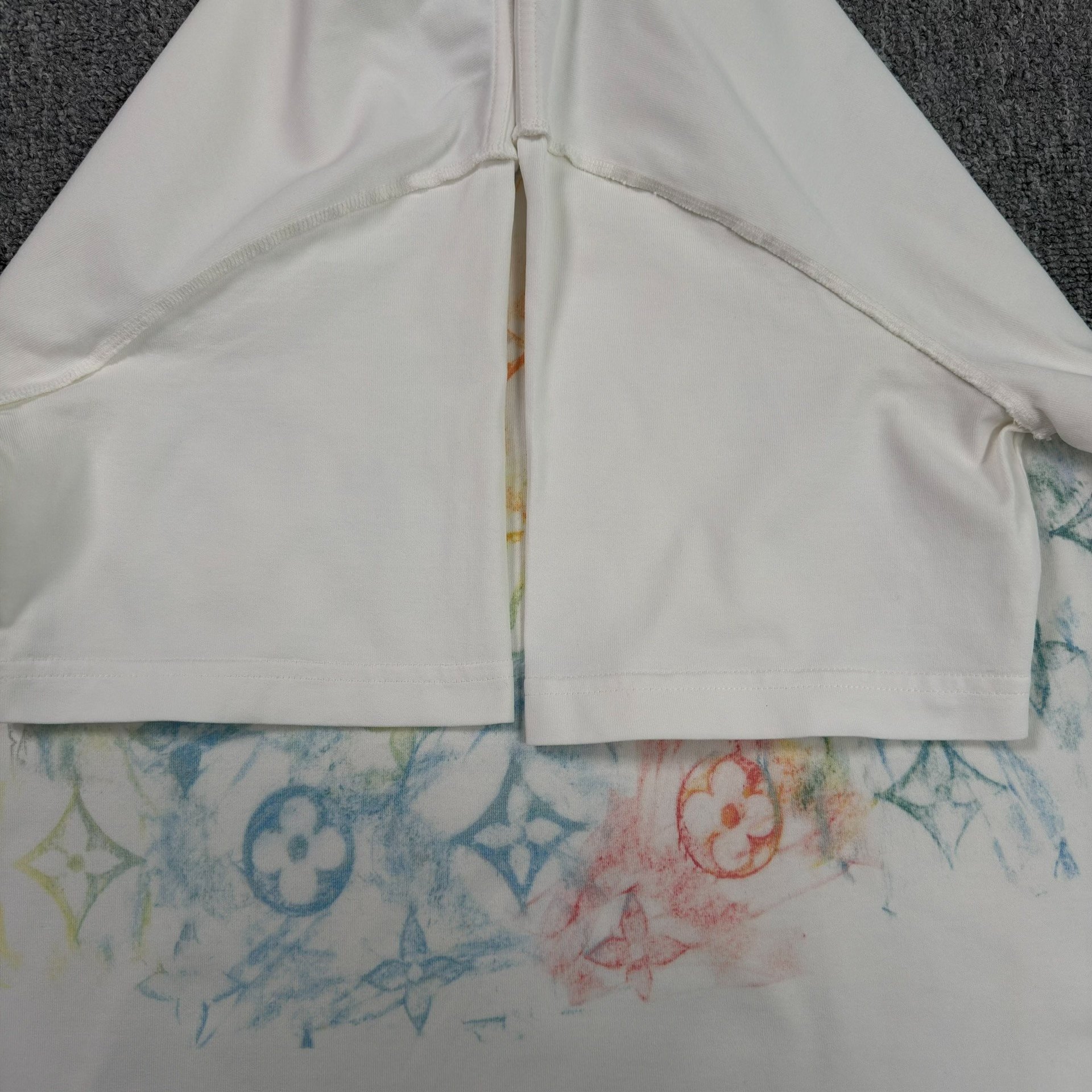Louis Vuitton Crayon Print White T-Shirt — back