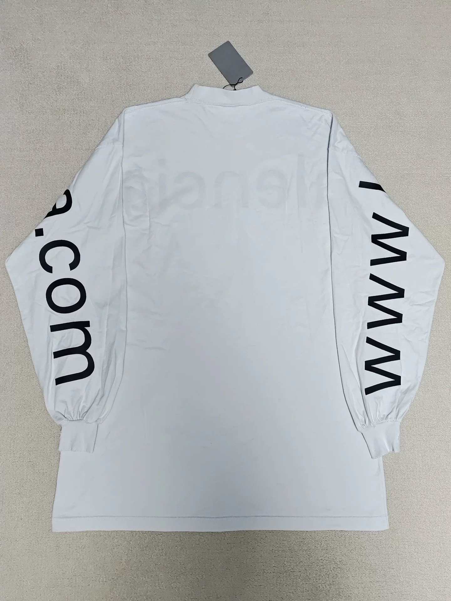 Balenciaga 23FW White Long-Sleeve Top — front