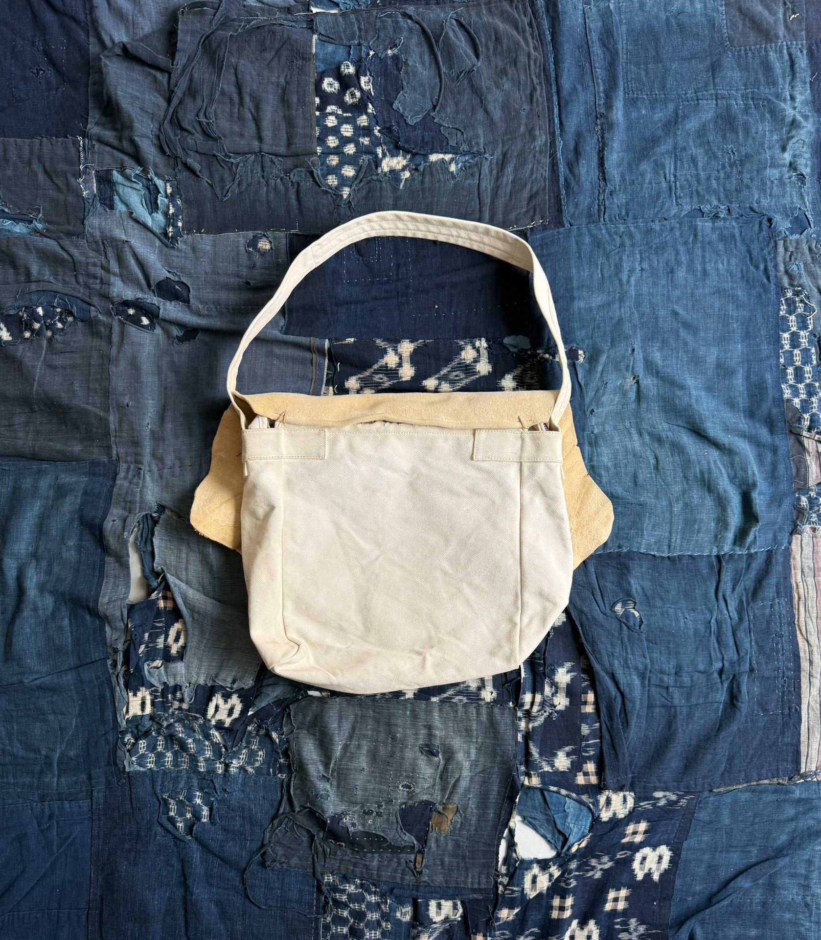 VISVIM ICT UT.SATCHEL (M) Deer Leather Satchel — detail